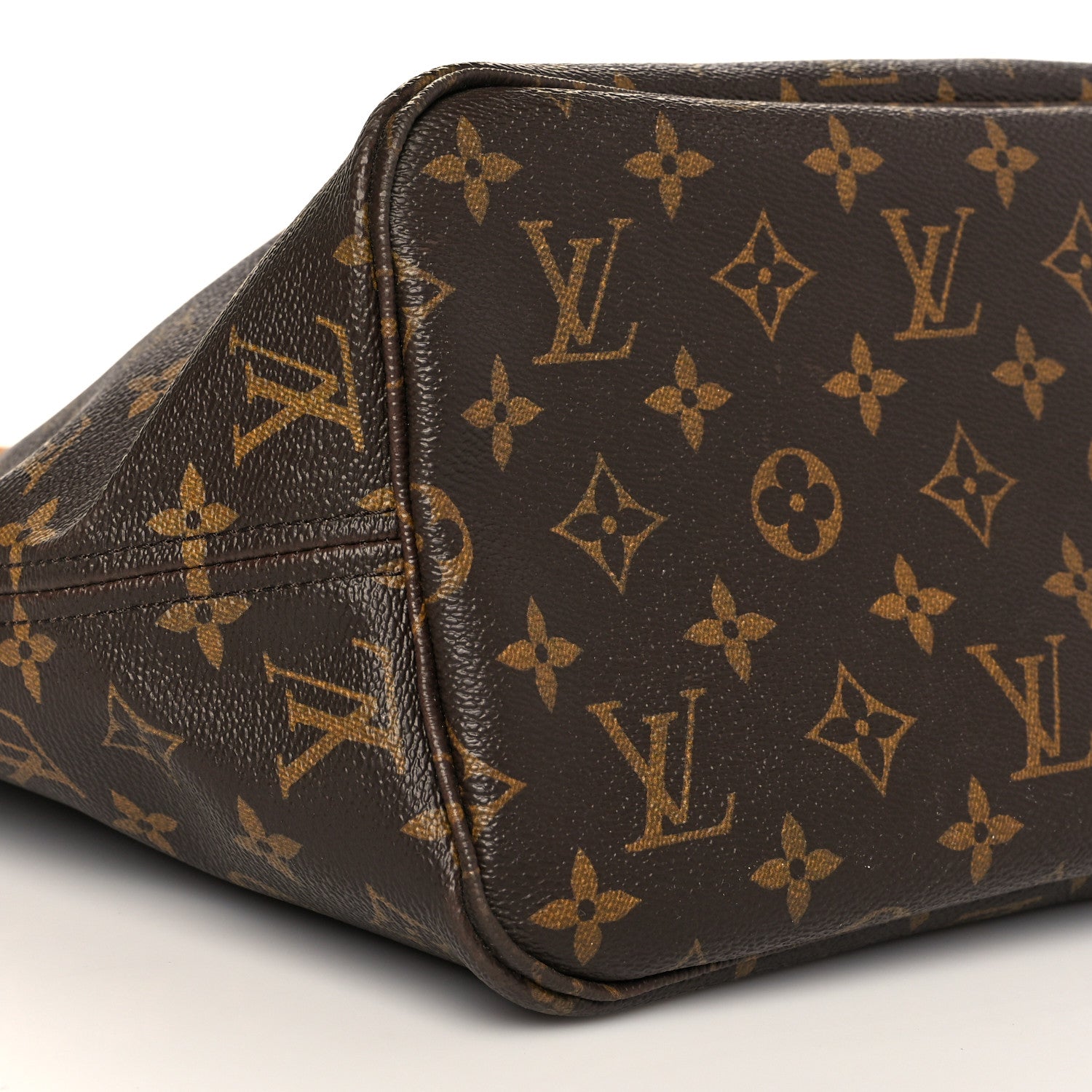 Louis Vuitton Monogram Neverfull MM 8 of 13
