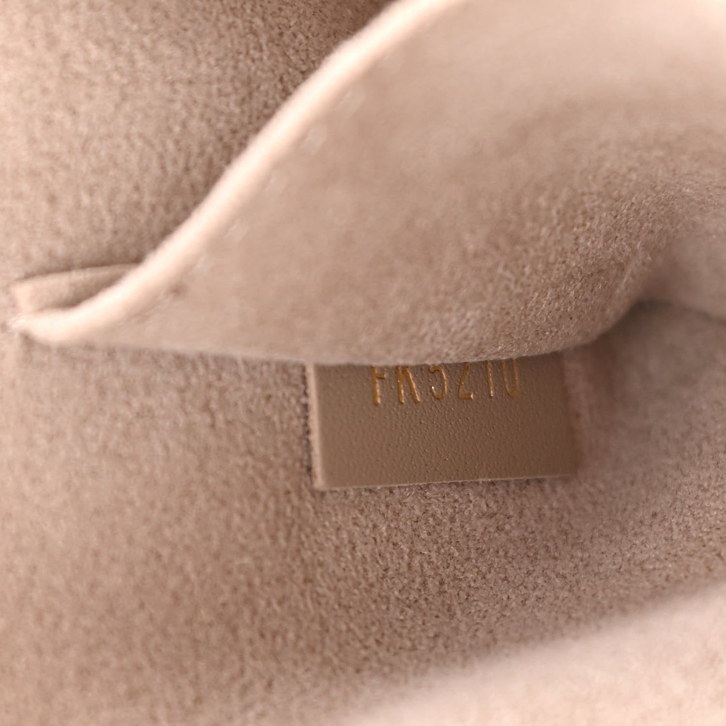 Empreinte Monogram Giant Vanity PM Tourterelle