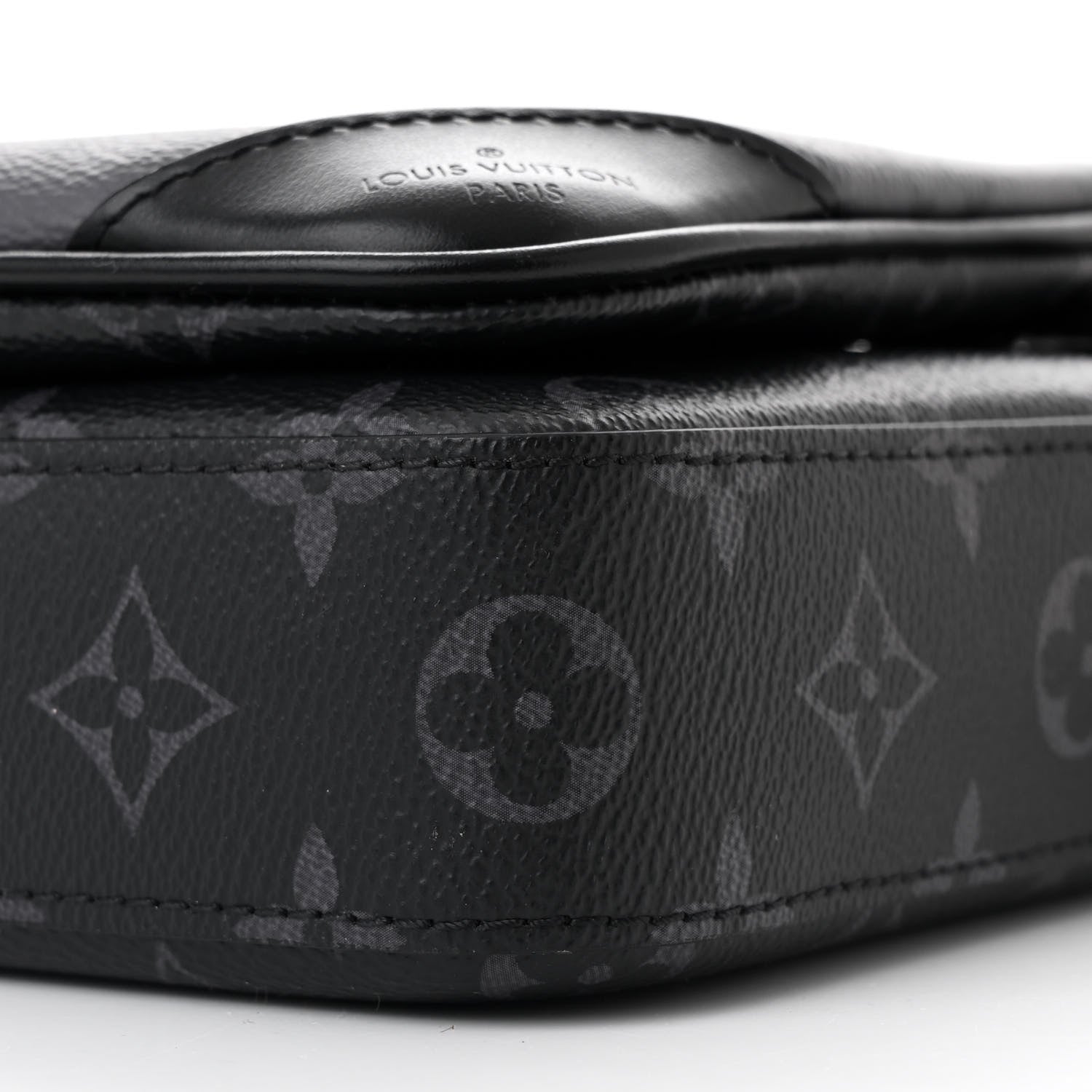 Louis Vuitton Reverse Monogram Eclipse Trio Messenger 9 of 9