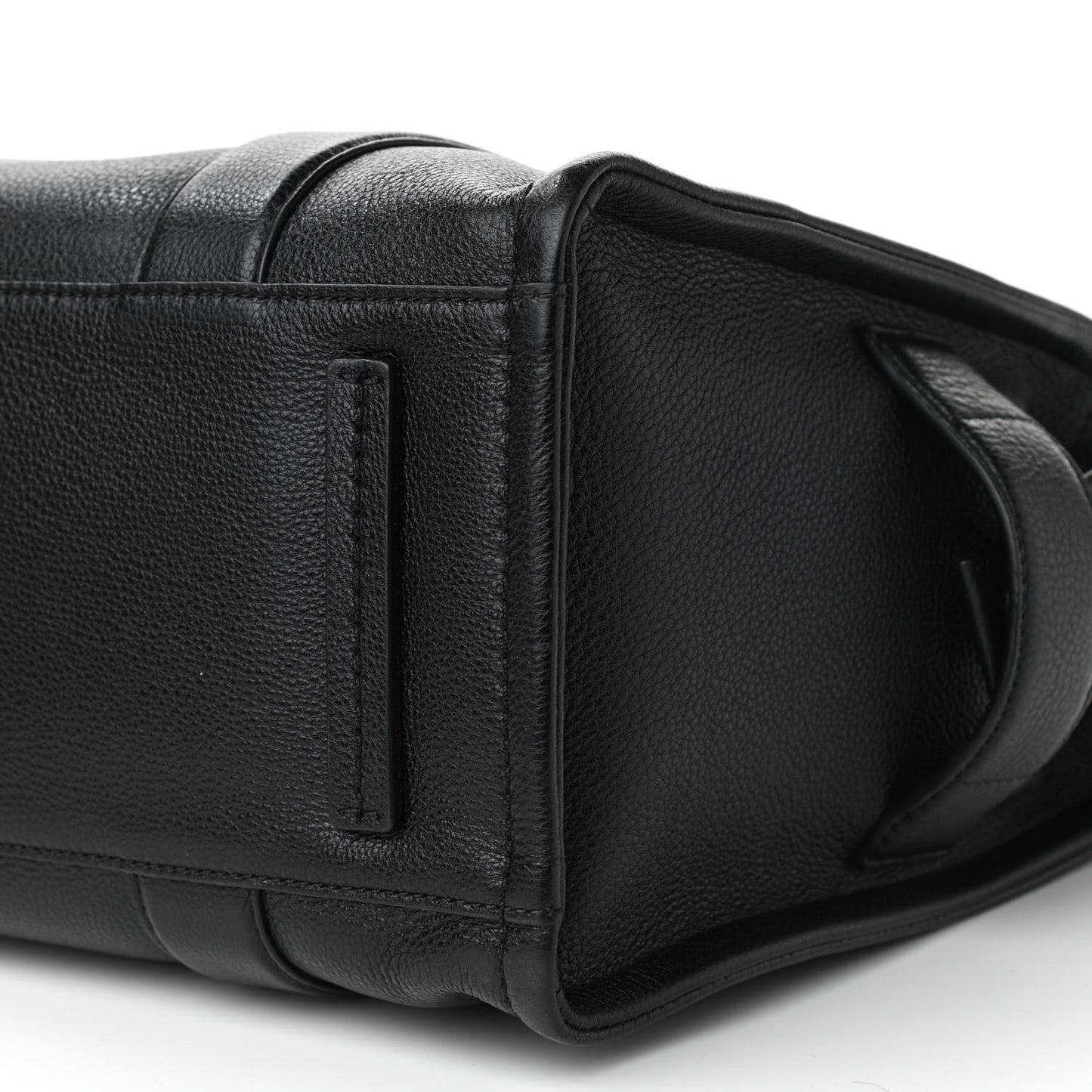 Grained Calfskin Medium The Tote Bag Black
