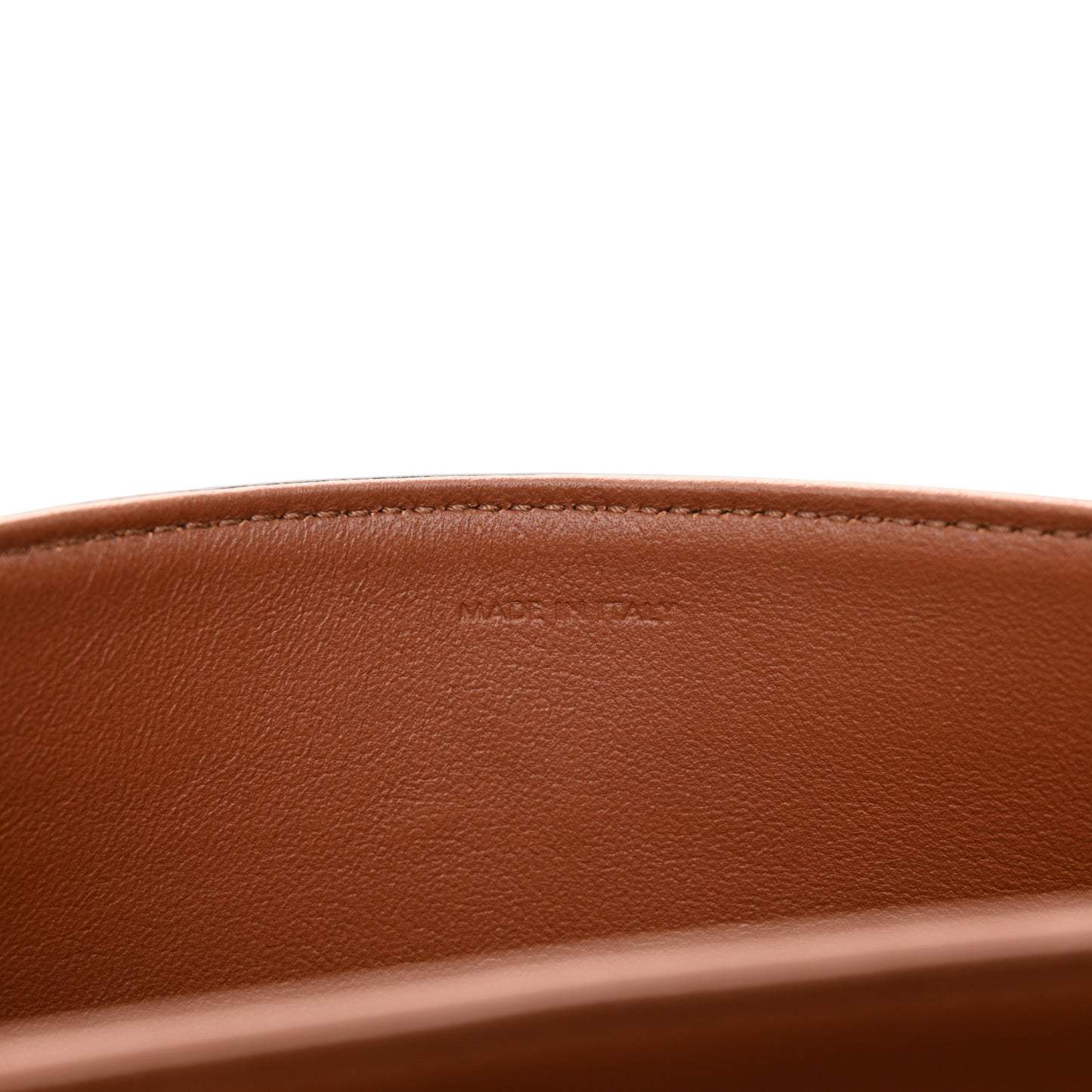 Smooth Calfskin Medium Tabou Tan