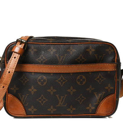 Louis Vuitton Monogram Trocadero 24 7 of 20