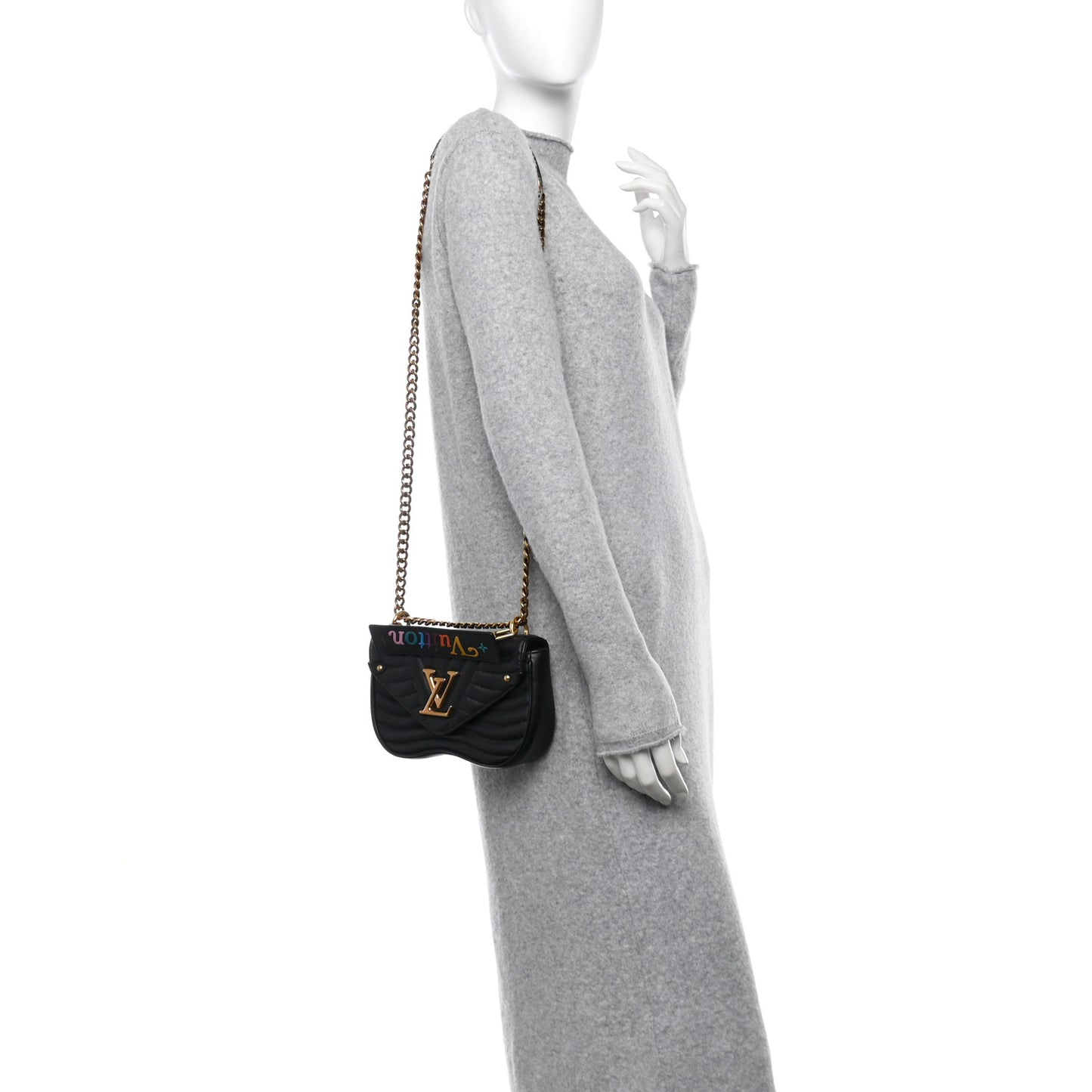 Calfskin New Wave Chain PM Black