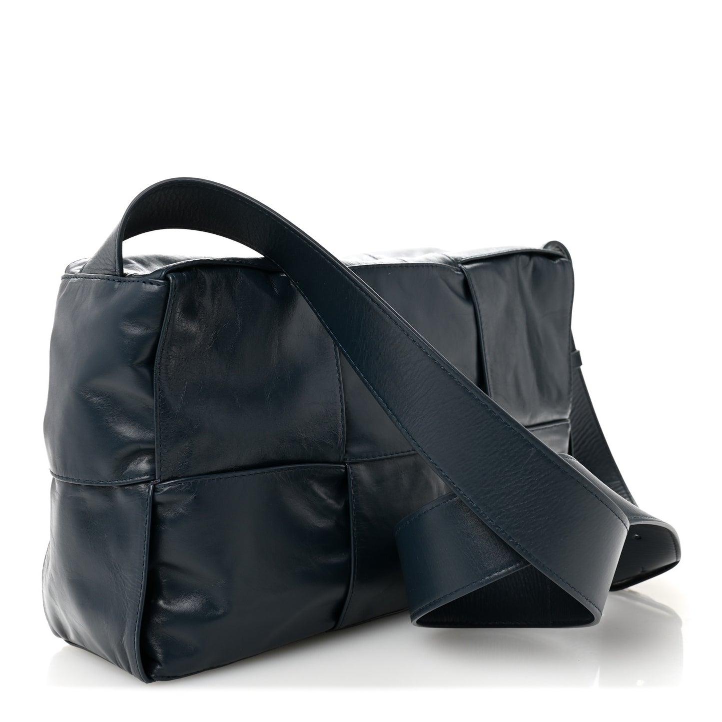 Paper Calfskin Maxi Intreccio Medium Arco Camera Bag Deep Blue