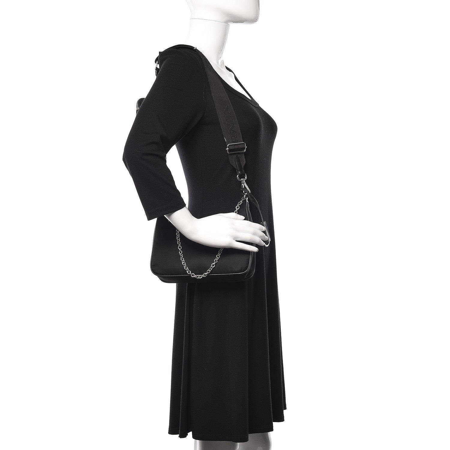 Prada Nylon Re-Edition 2005 Shoulder Bag Black 2 of 12