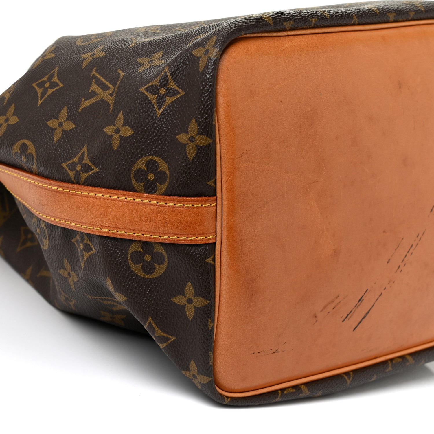 Louis Vuitton Monogram Petit Noe 9 of 25