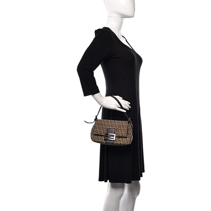Fendi Zucchino Vitello Mini Mama Baguette Mogano Panna Testa di Moro 2 of 10