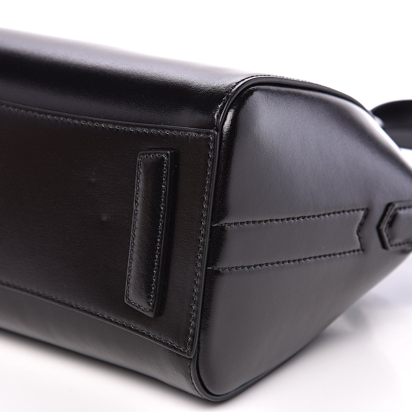 Shiny Lord Calfskin Mini Antigona Black