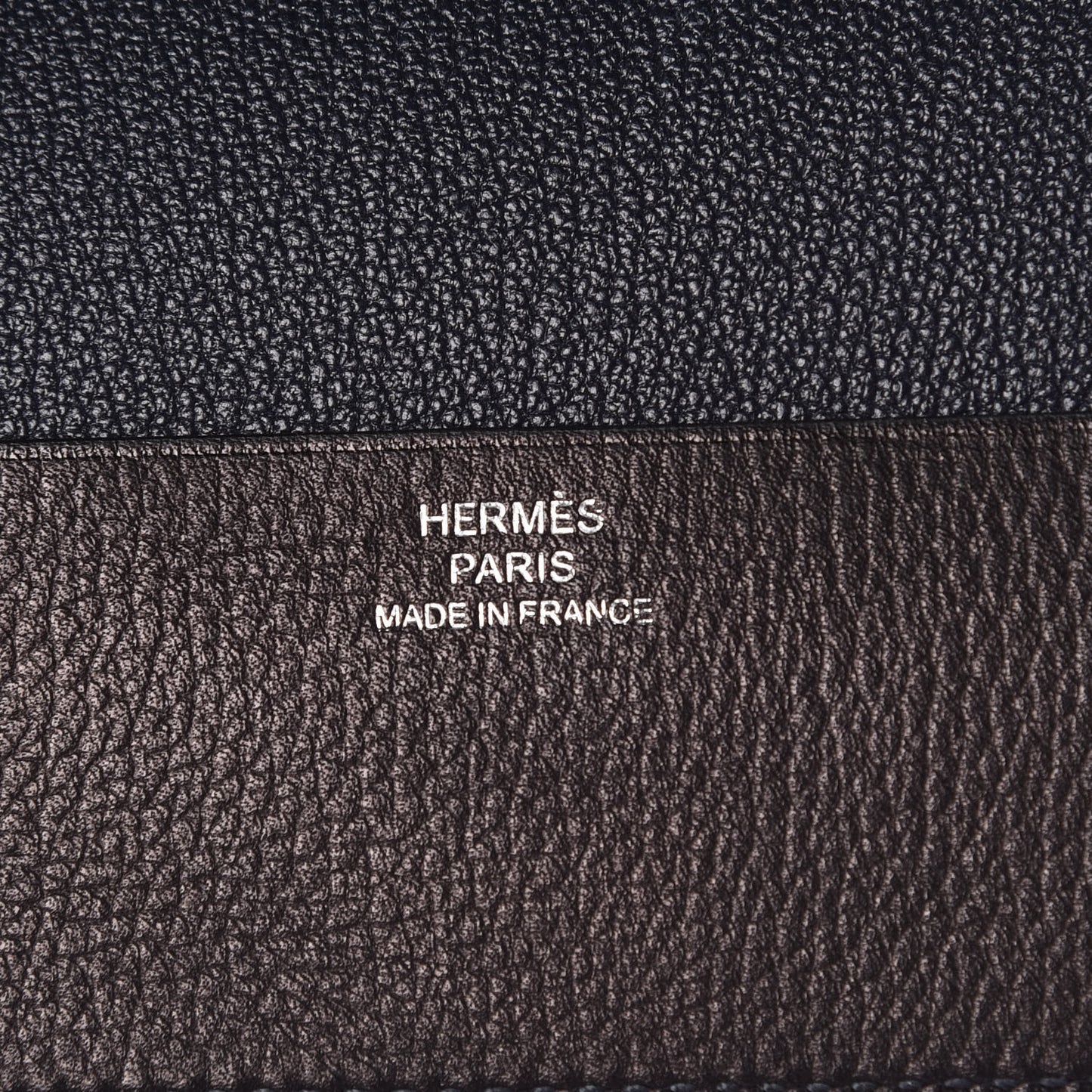 Evergrain MC2 Magellan Passport Holder Black