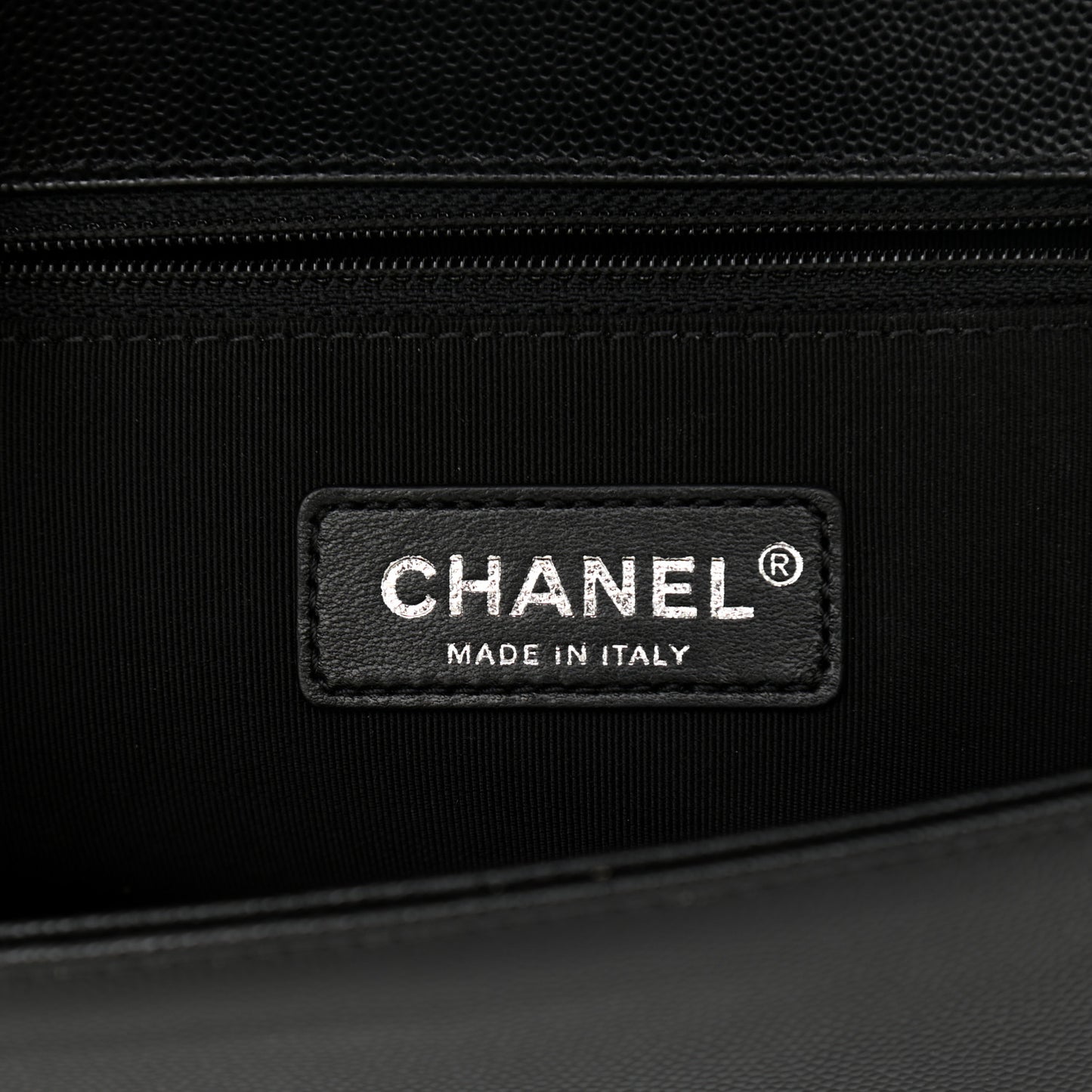 Caviar Quilted New Medium Boy Flap Black
