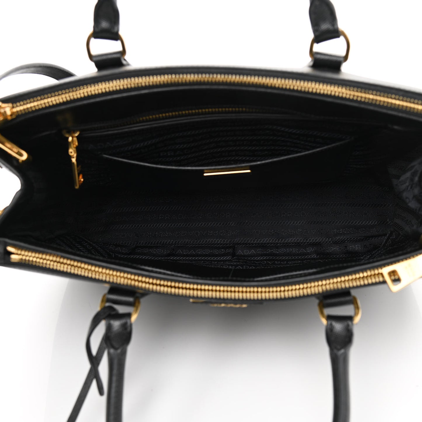 Saffiano Medium Galleria Double Zip Tote Black