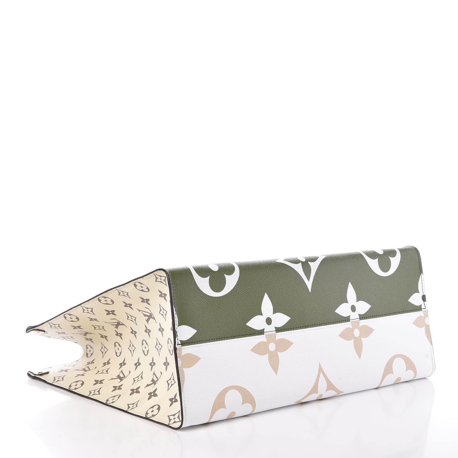 Louis Vuitton Monogram Giant Onthego GM Kaki Beige 7 of 12