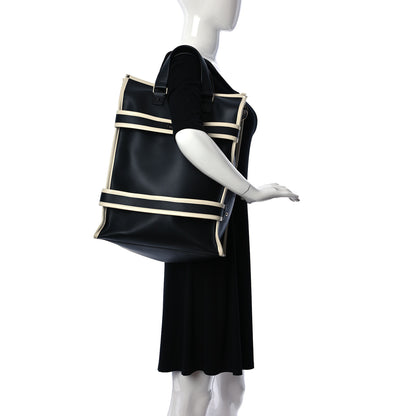 Valentino Garavani Nappa Rockstud Foldable Tote Black 2 of 8