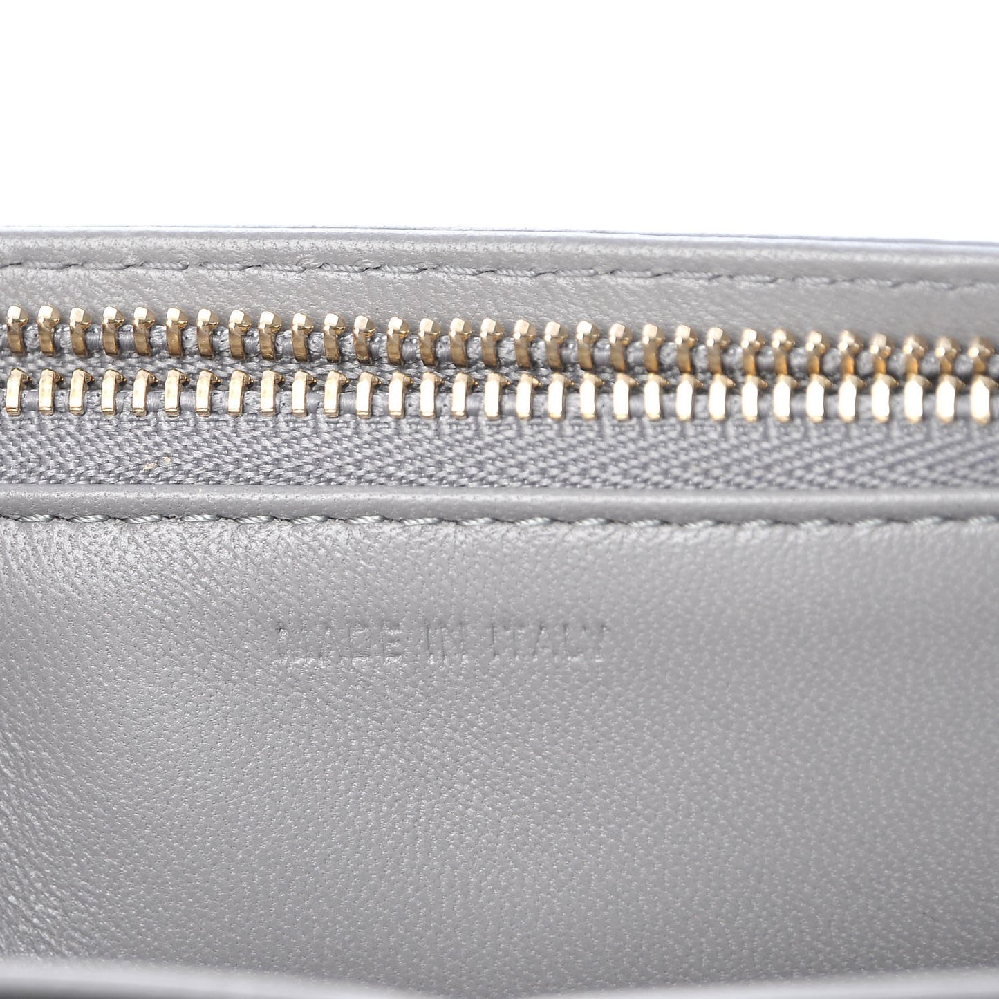 Grained Calfskin Diorama Wallet on Chain Pouch Gris