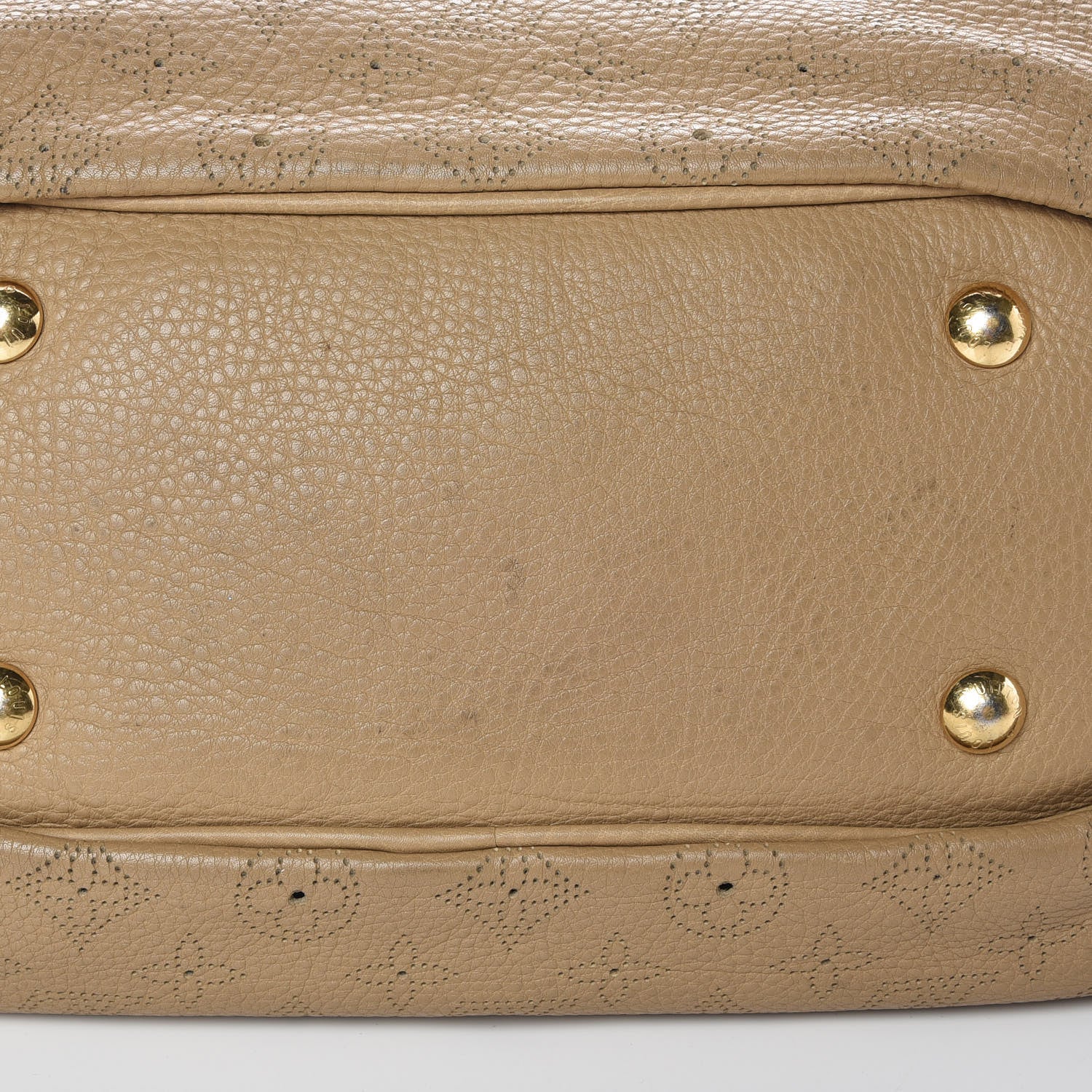 Louis Vuitton Mahina XS Biscuit 9 of 12