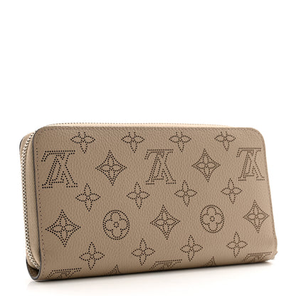 Louis Vuitton Mahina Zippy Wallet Galet 3 of 9