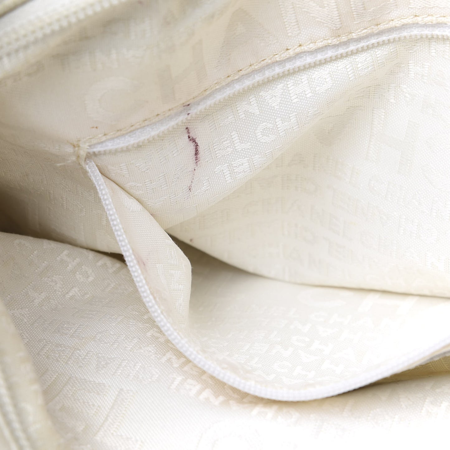 Lambskin Stitched Medium Ultimate Soft Tote White