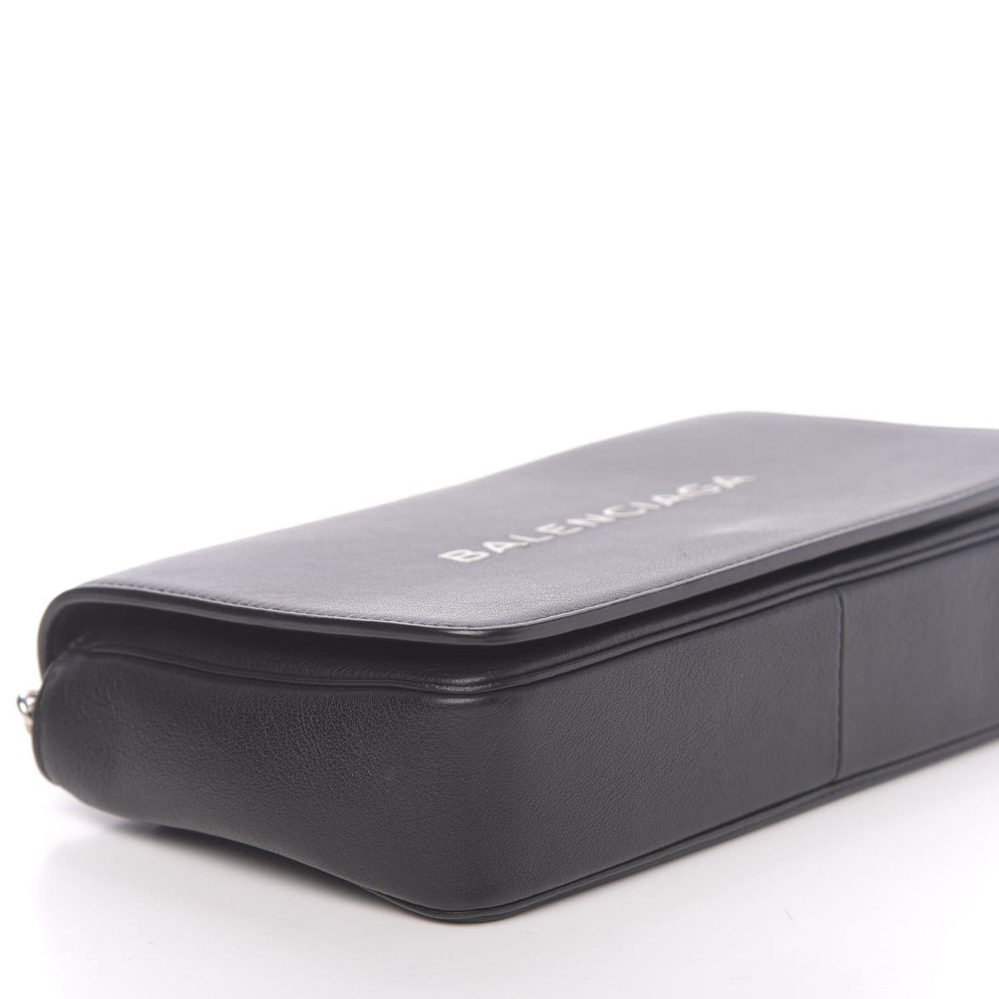 Pebbled Calfskin Everyday Chain Wallet Black