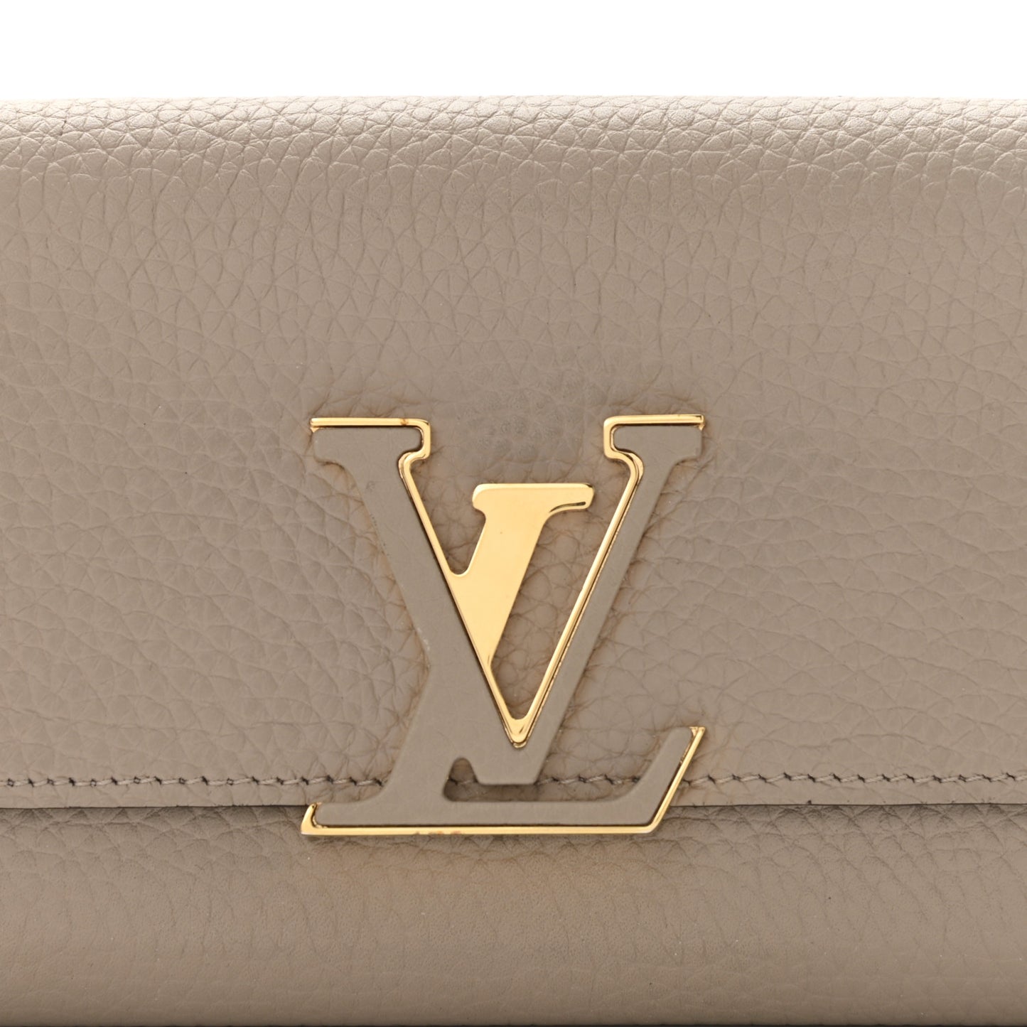 Taurillon Capucines Wallet Galet