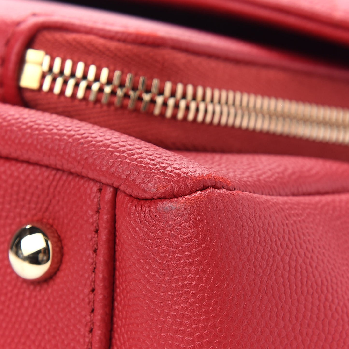 Caviar Quilted Large Business Affinity Flap Red