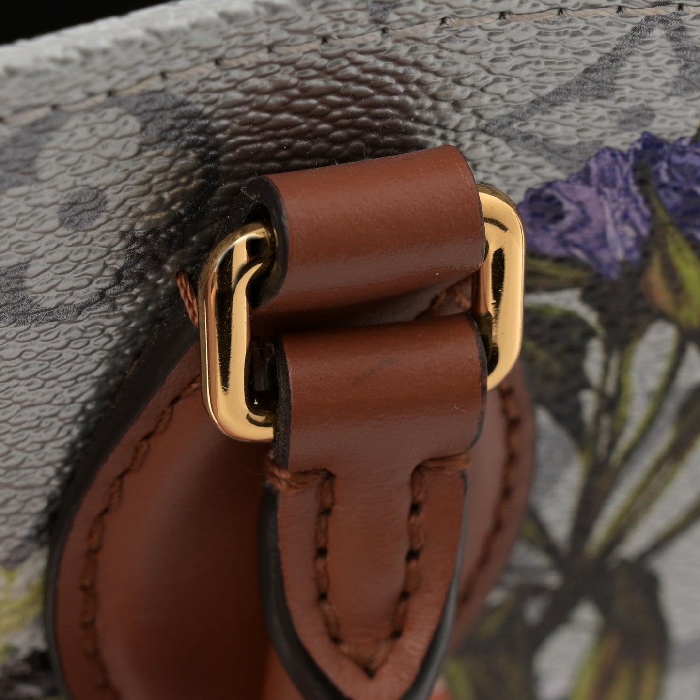 Metallic Monogram LV Garden OnTheGo MM Silver