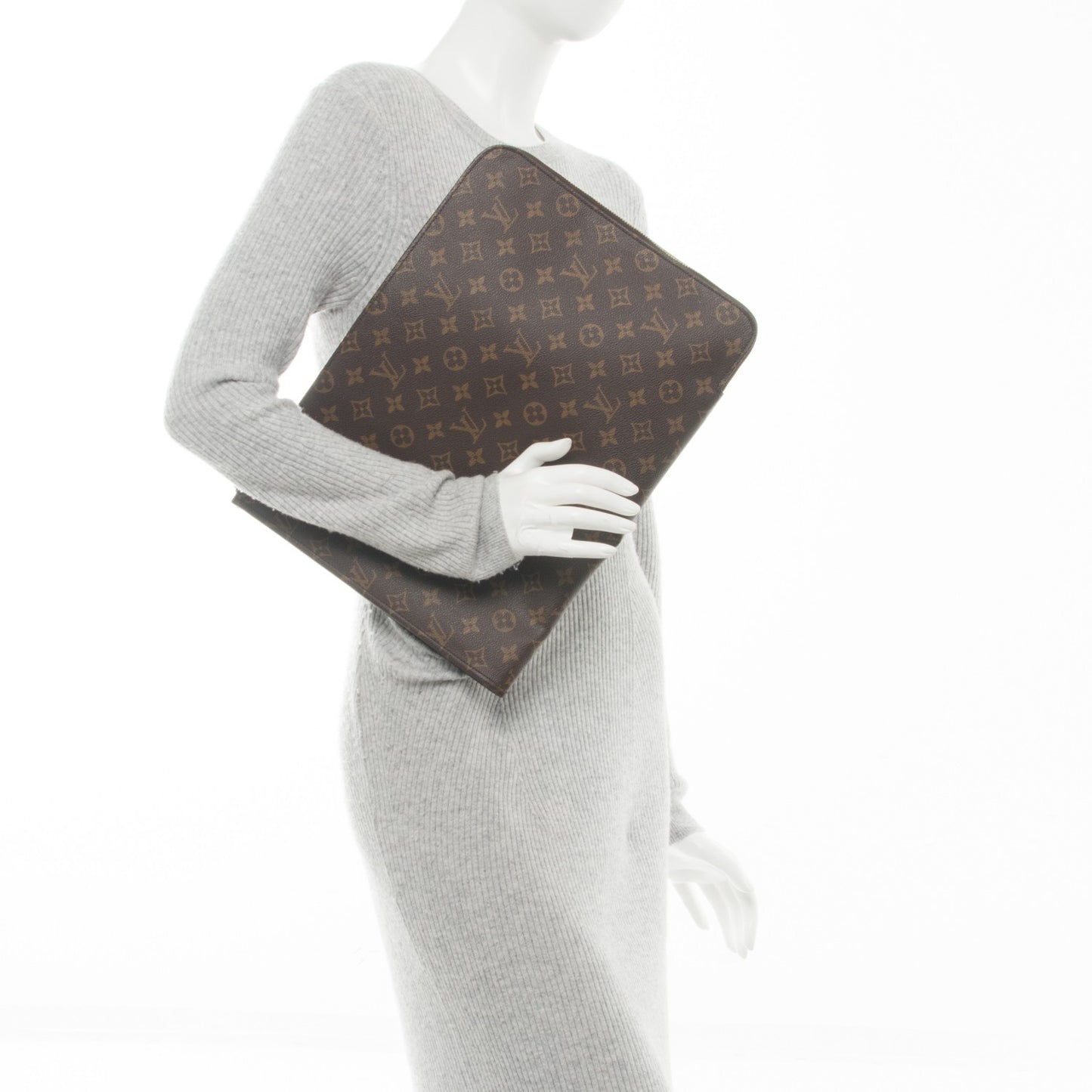 Monogram Poche Documents 39 Portfolio Case
