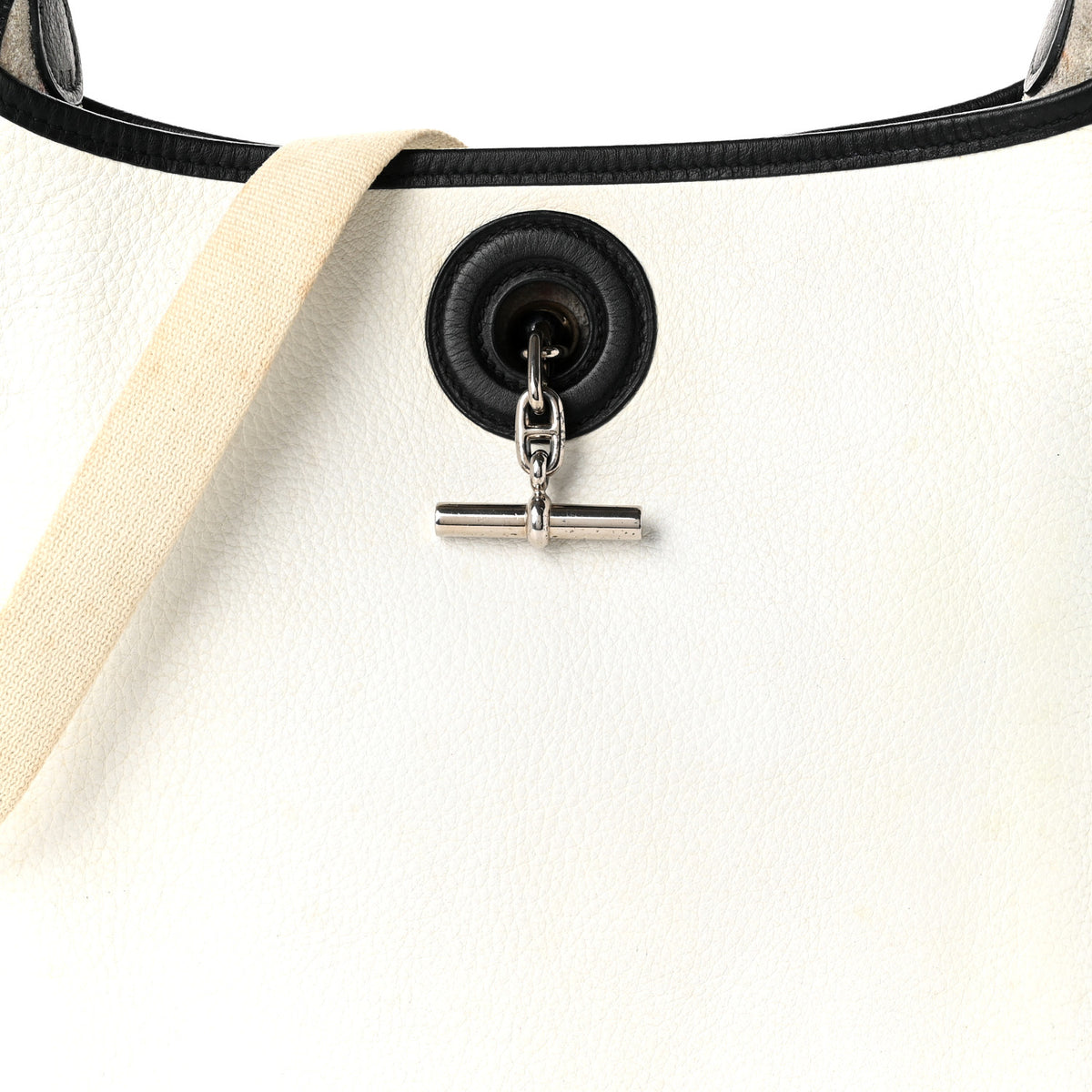 Taurillon Clemence Vespa PM White Black