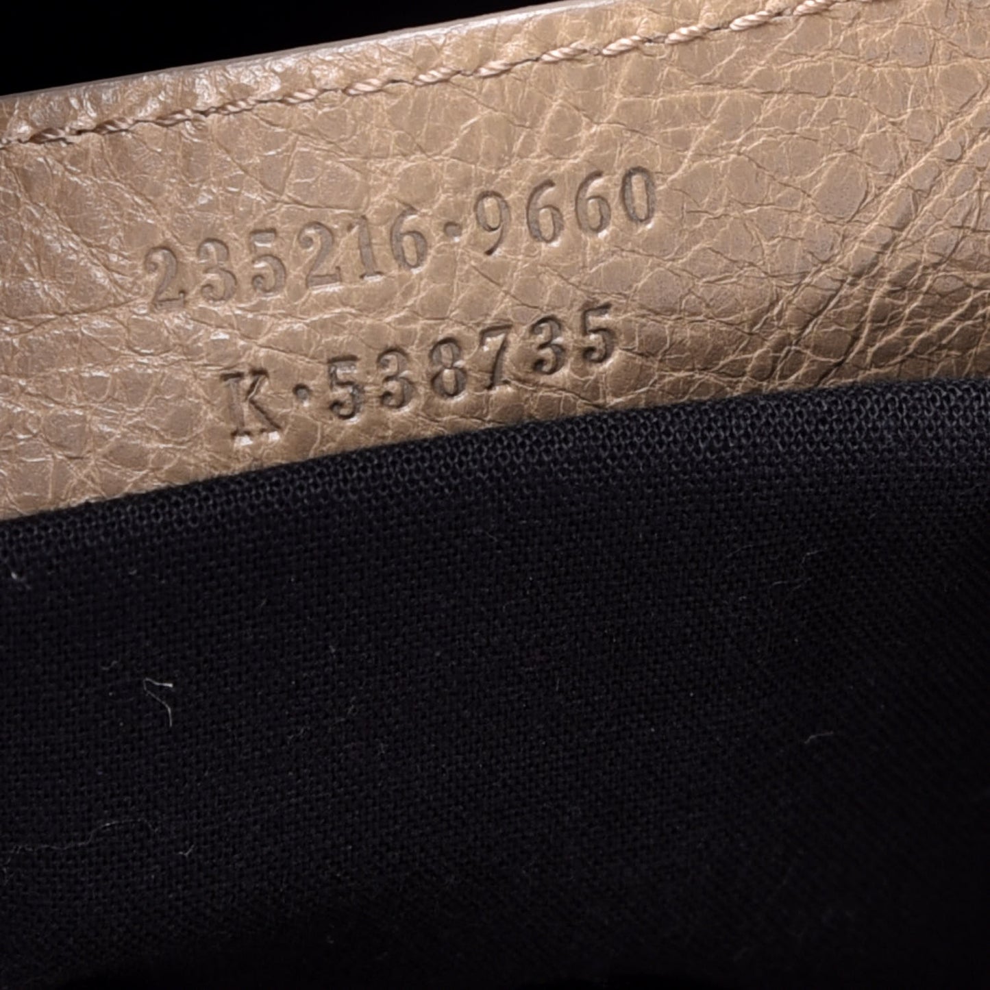 Agneau Classic Hardware Velo Latte Beige