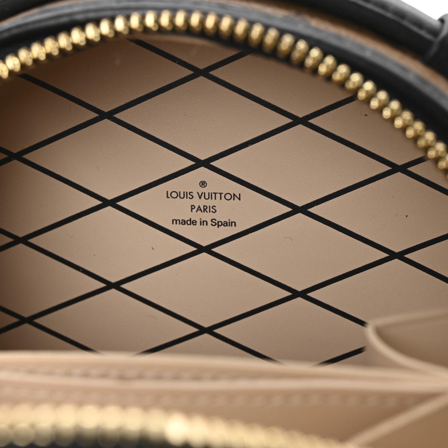 Louis Vuitton Reverse Monogram Mini Boite Chapeau 7 of 10