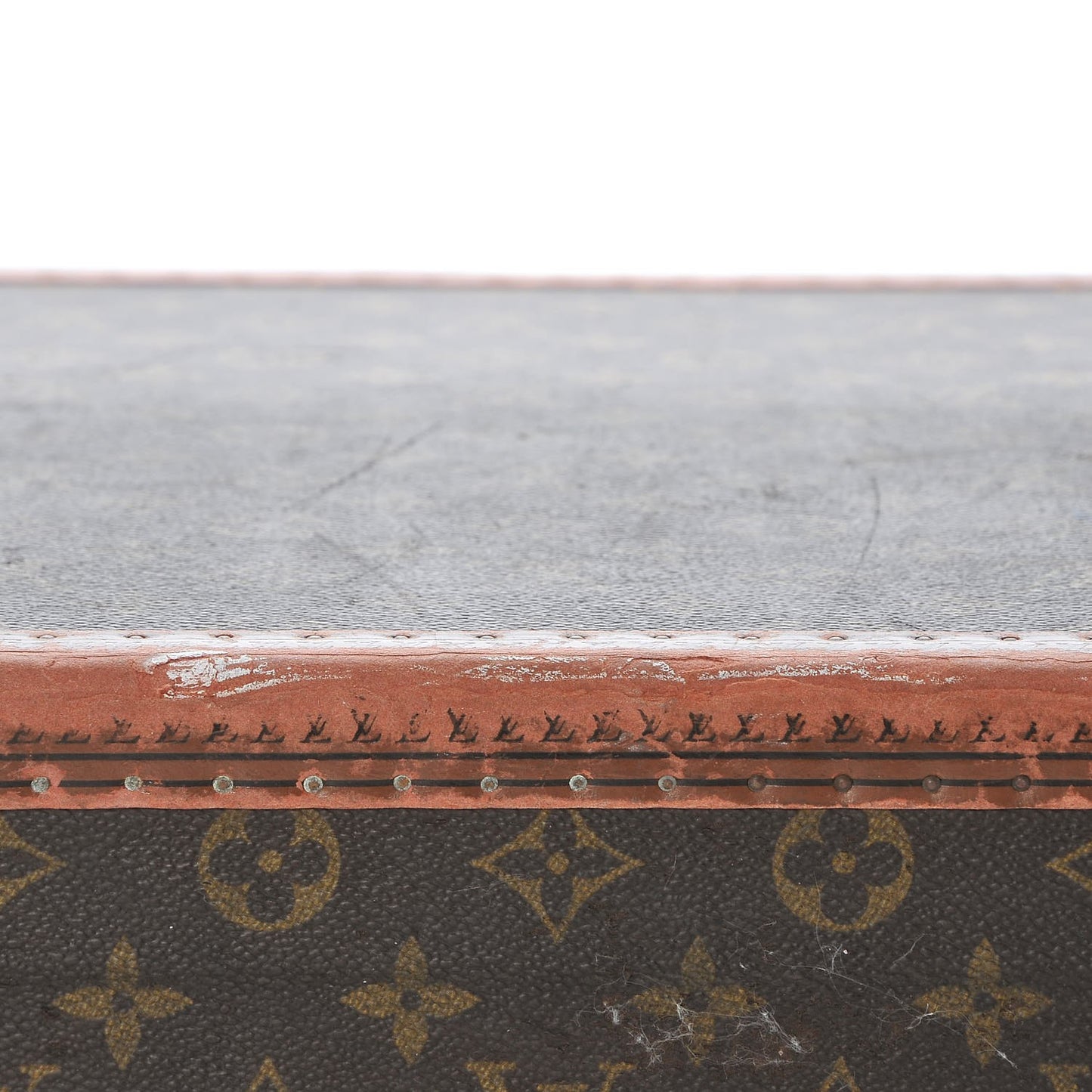 Monogram Bisten 50