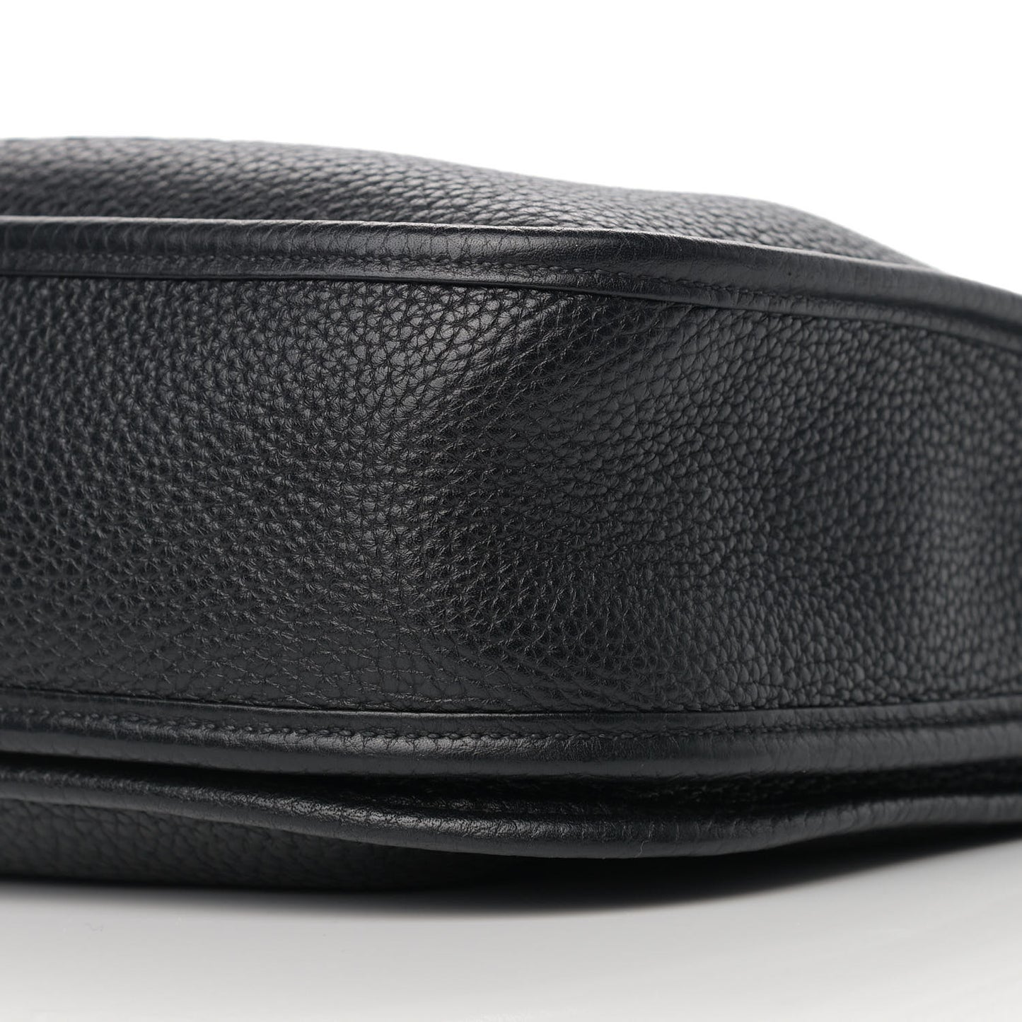 Taurillon Clemence Evelyne III PM Black