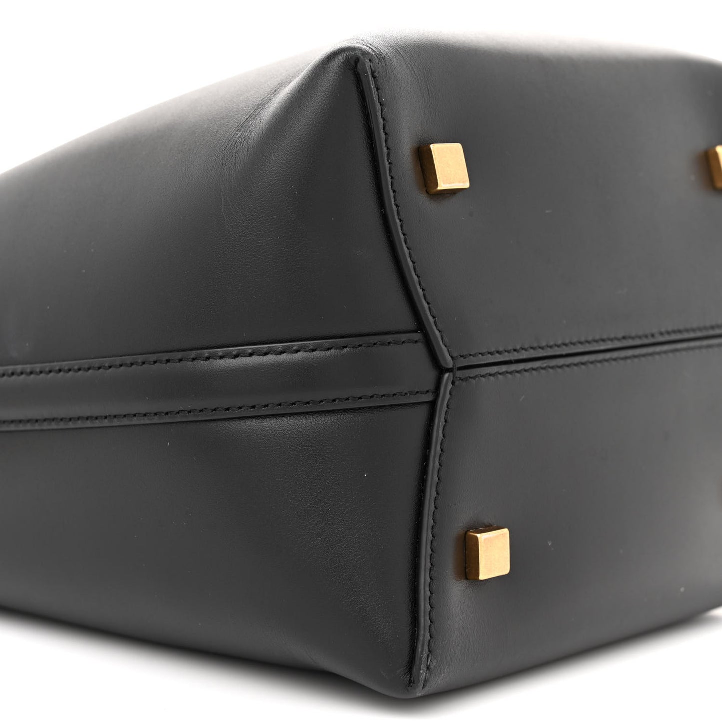 Shiny Calfskin Le 37 Bucket Bag Black