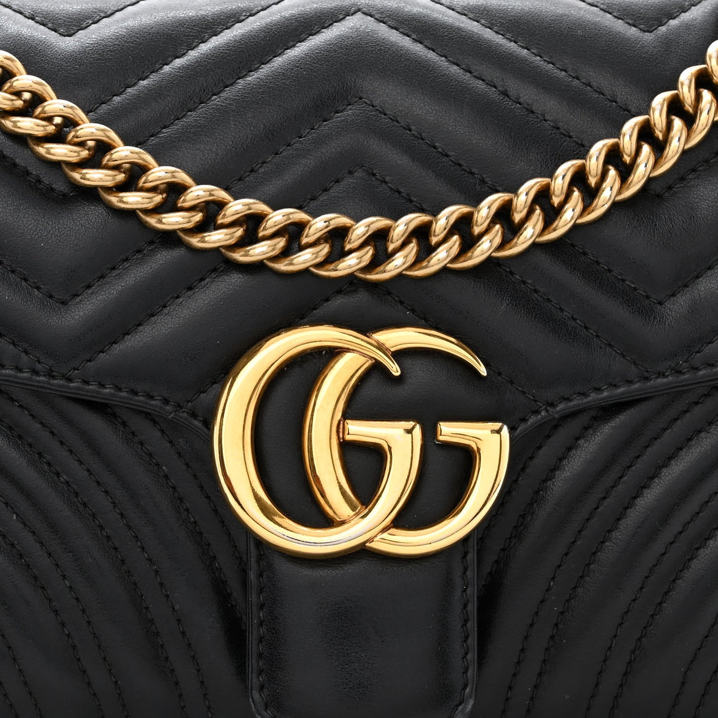 Calfskin Matelasse Small GG Marmont Shoulder Bag Black