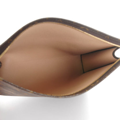 Louis Vuitton Monogram Toiletry Pouch 26 5 of 7