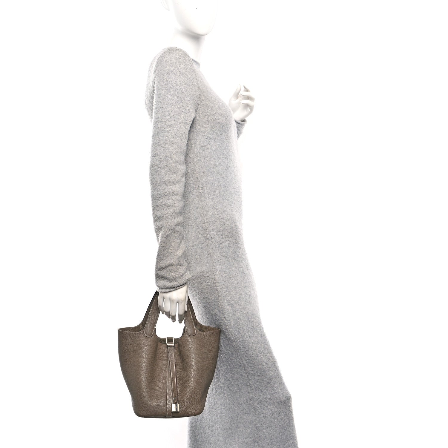 Hermes Taurillon Clemence Picotin Lock 22 MM Etoupe 1850799