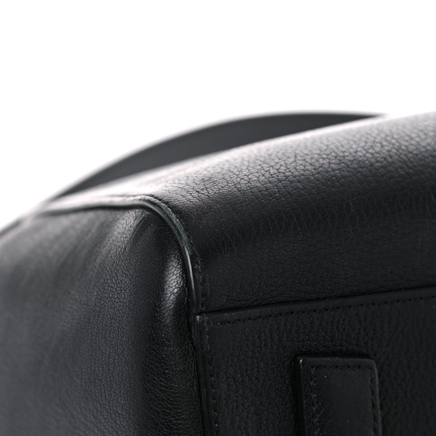 Sugar Goatskin Medium Antigona Black