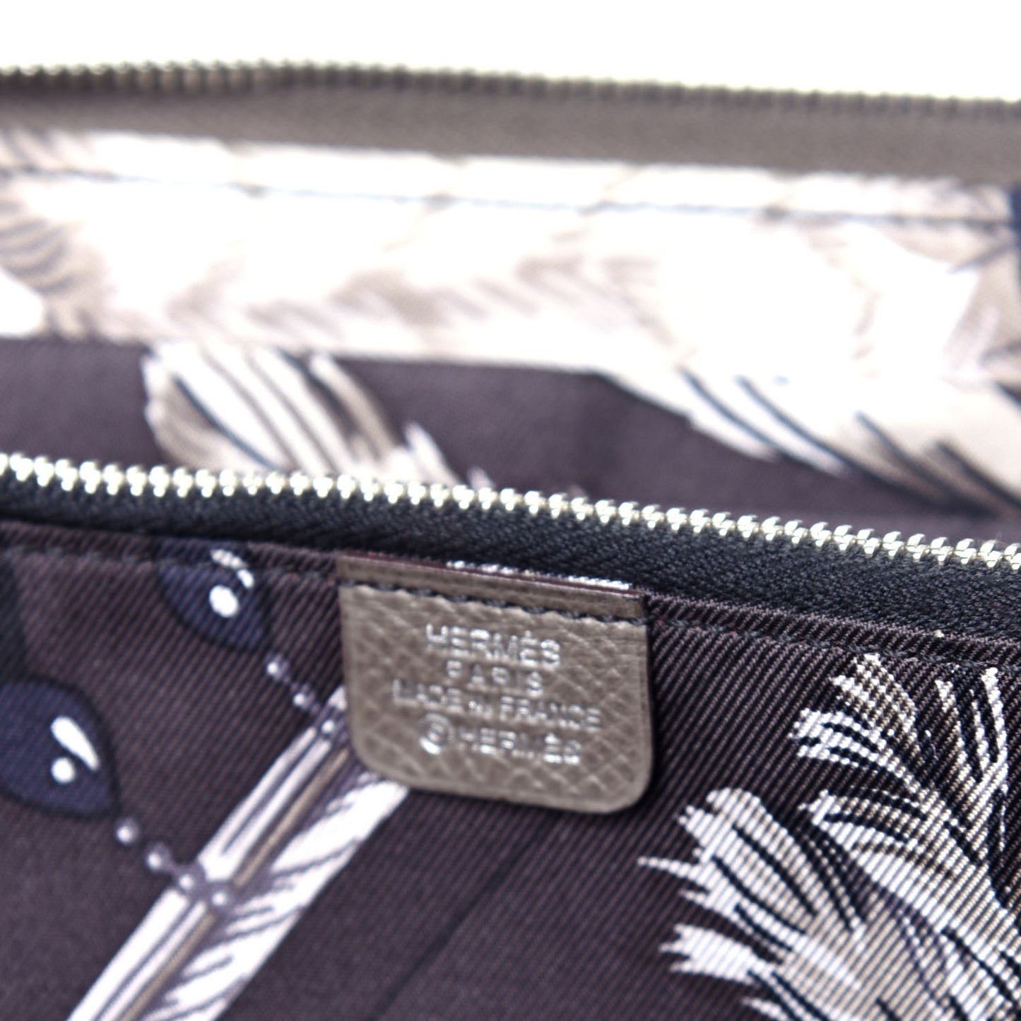 Epsom Silk'in Wallet Etain