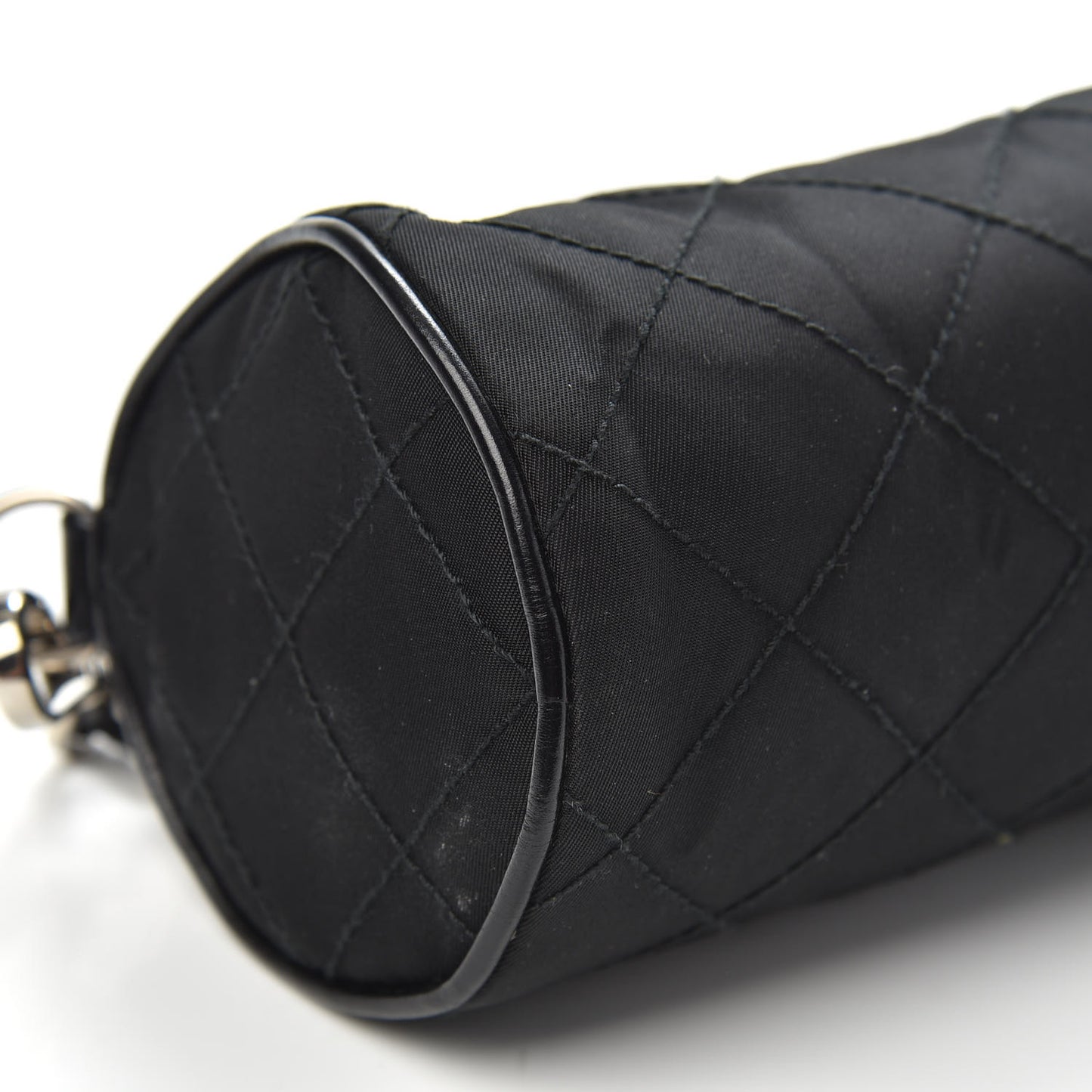 Tessuto Nylon Impunturato Quilted Chain Pochette Black