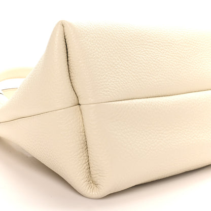 Gucci Grained Calfskin Softbit Medium Shoulder Bag White 8 of 9