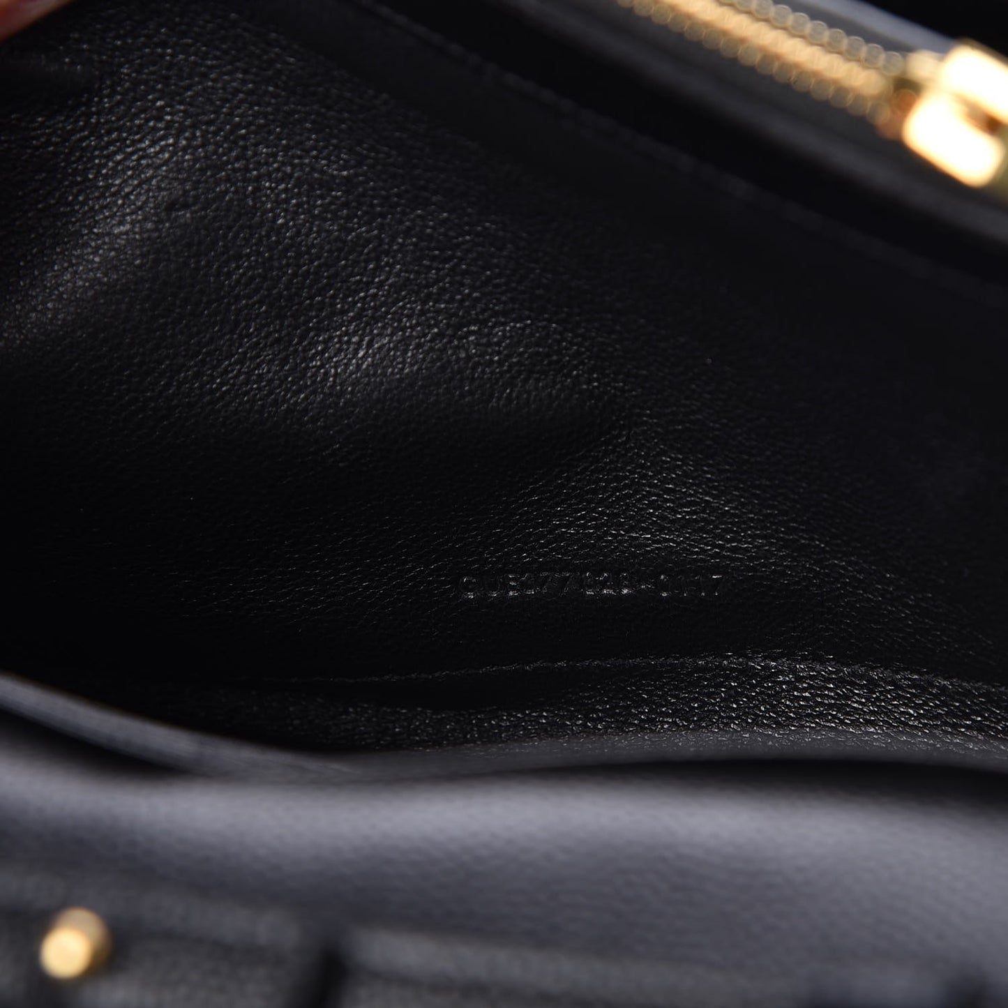 Grain De Poudre Matelasse Chevron Monogram Chain Wallet Black