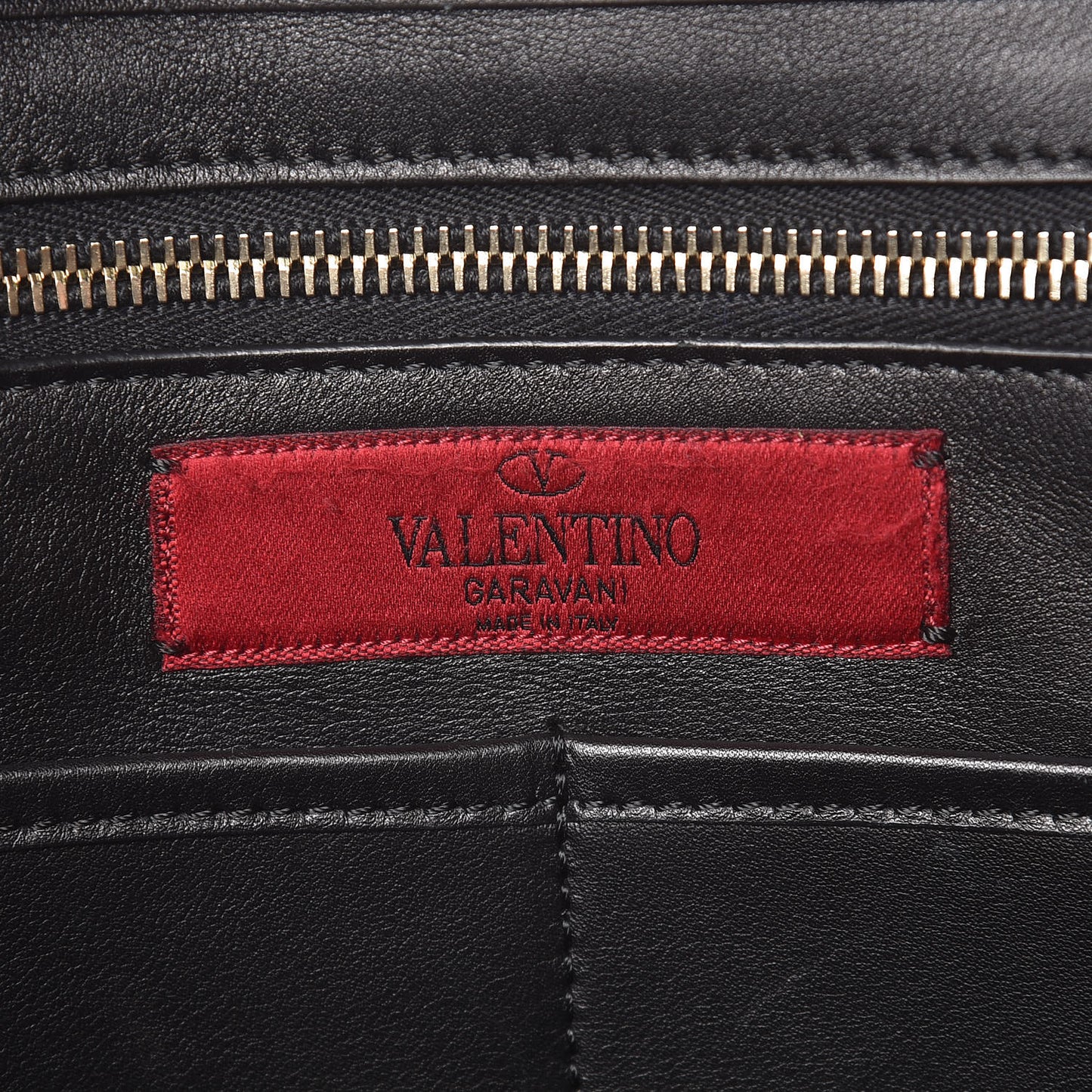 Vitello Medium Rockstud Tote Black