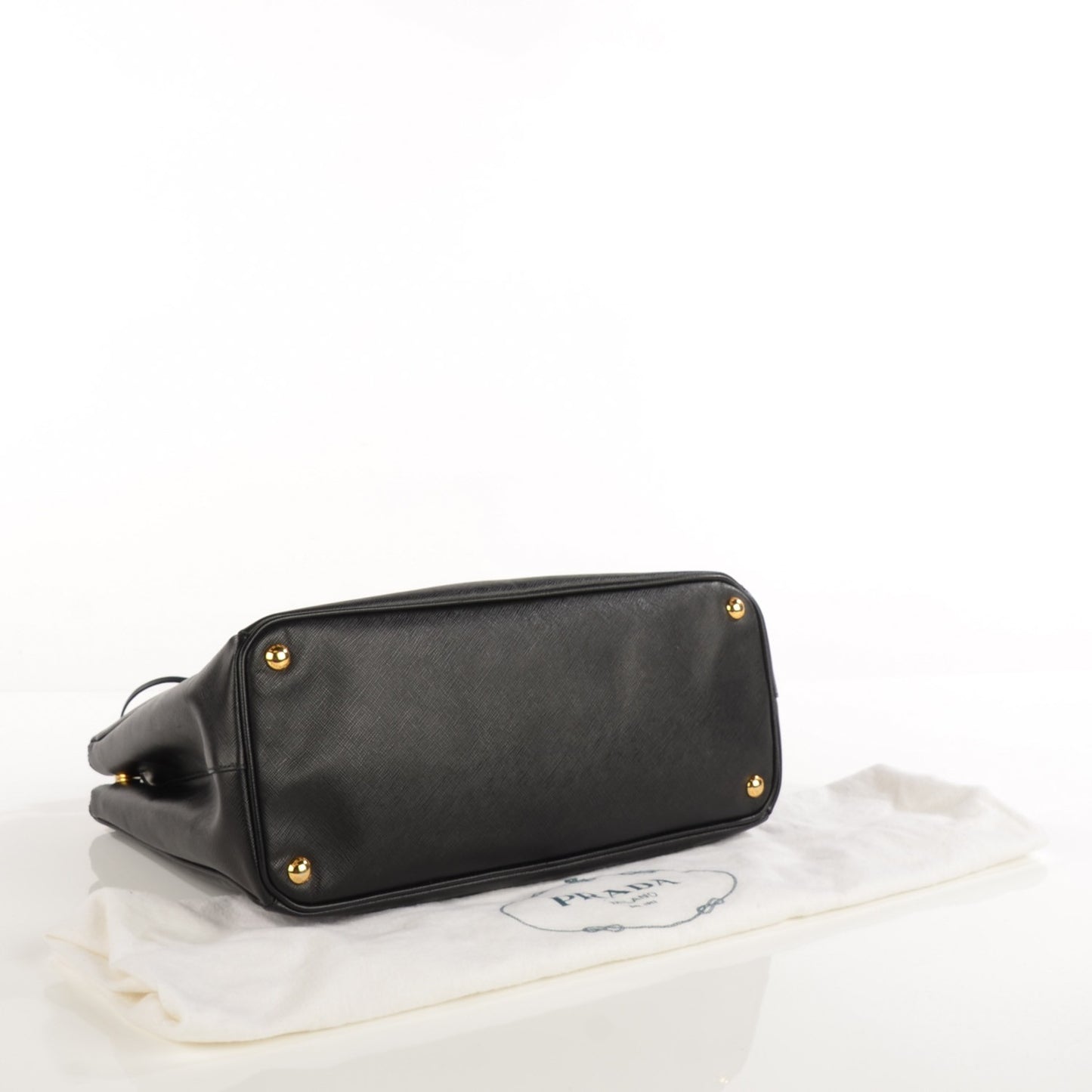 Saffiano Large Galleria Double Zip Tote Black