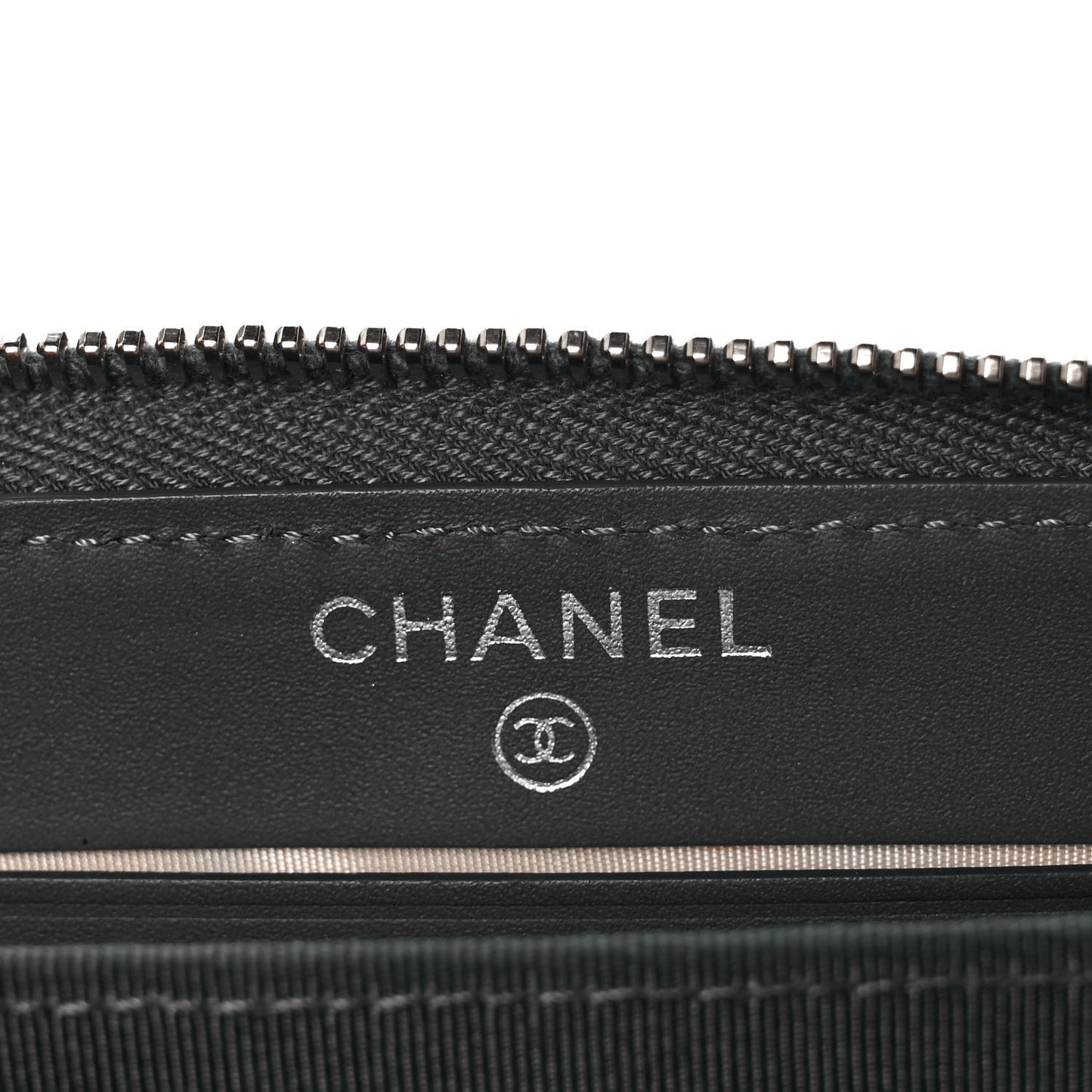 Caviar Quilted Medium Zip Around Wallet Dark Charcoal