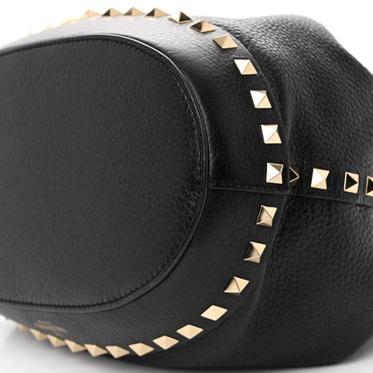Valentino Garavani Pebbled Calfskin Small Rockstud Bucket Bag Black 9 of 9