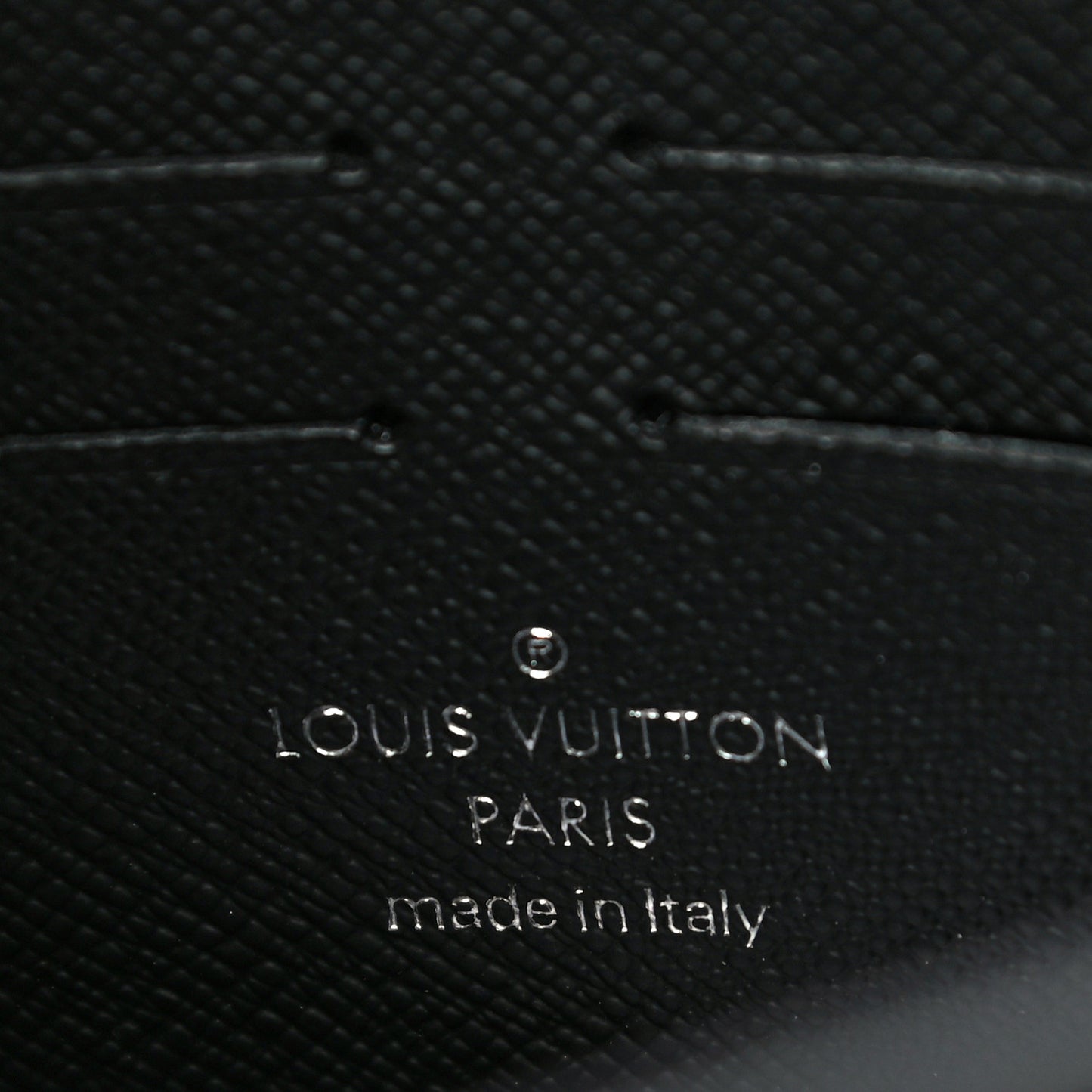 Monogram Eclipse Reverse Pochette Voyage MM