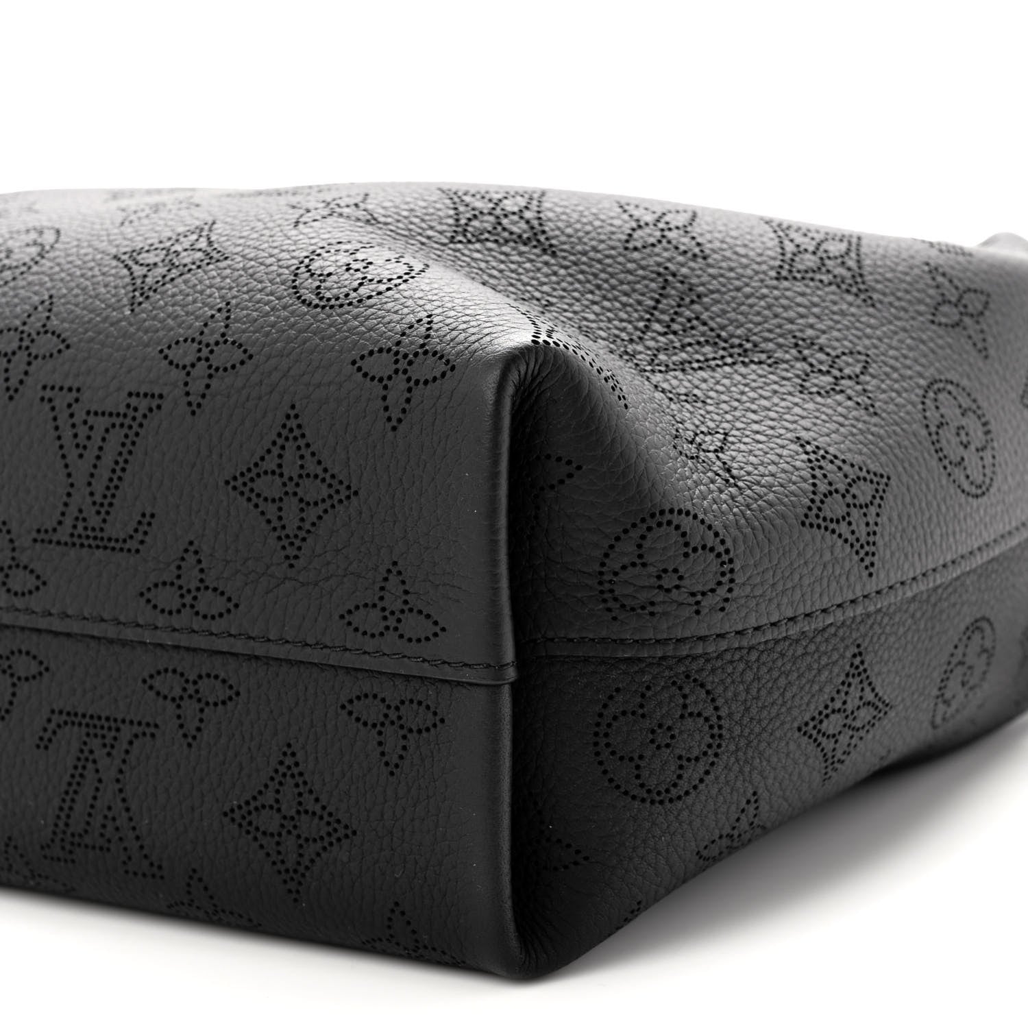 Louis Vuitton Mahina Why Knot PM Black 1240194 – FASHIONPHILE