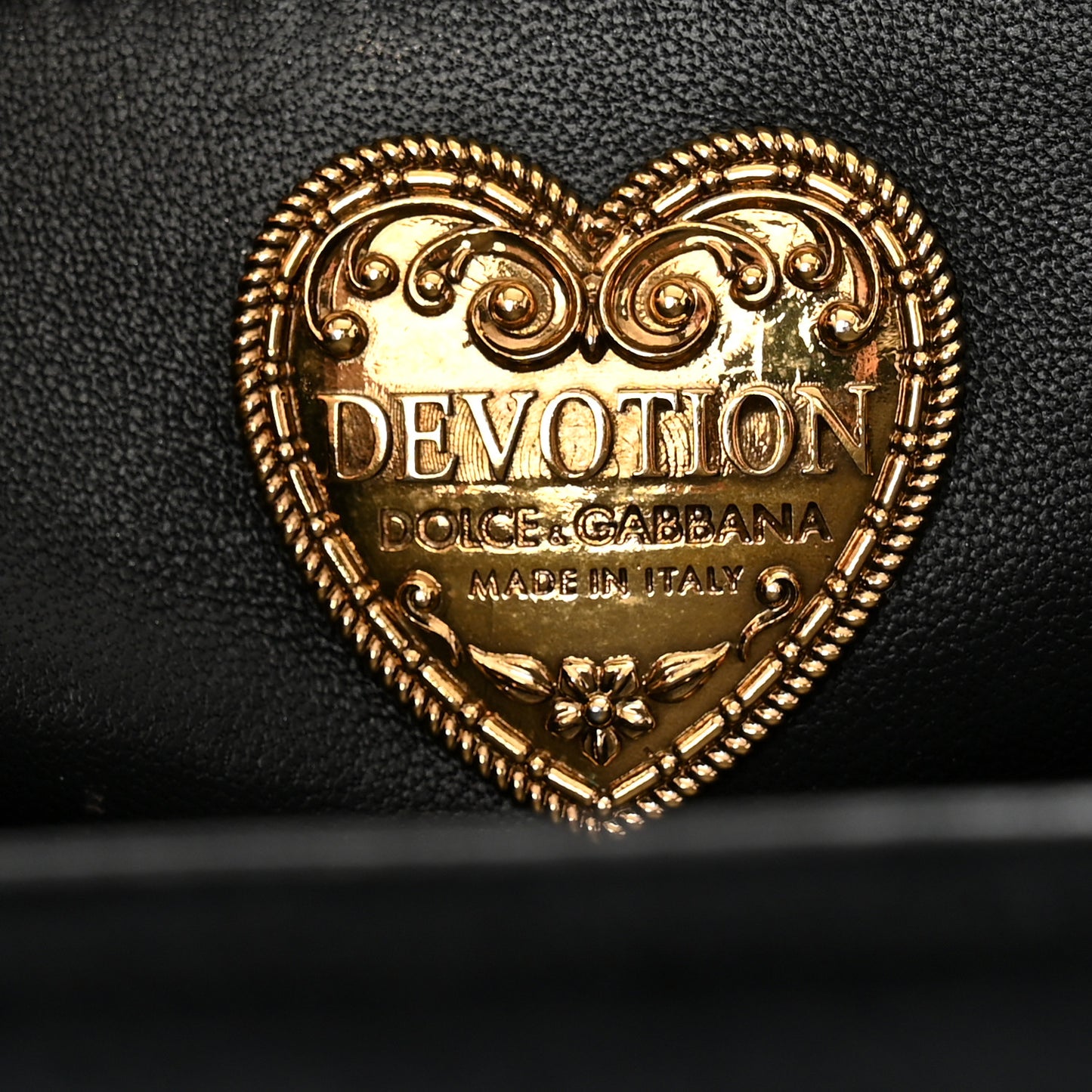 Velvet Medium Devotion Crossbody Bag Black