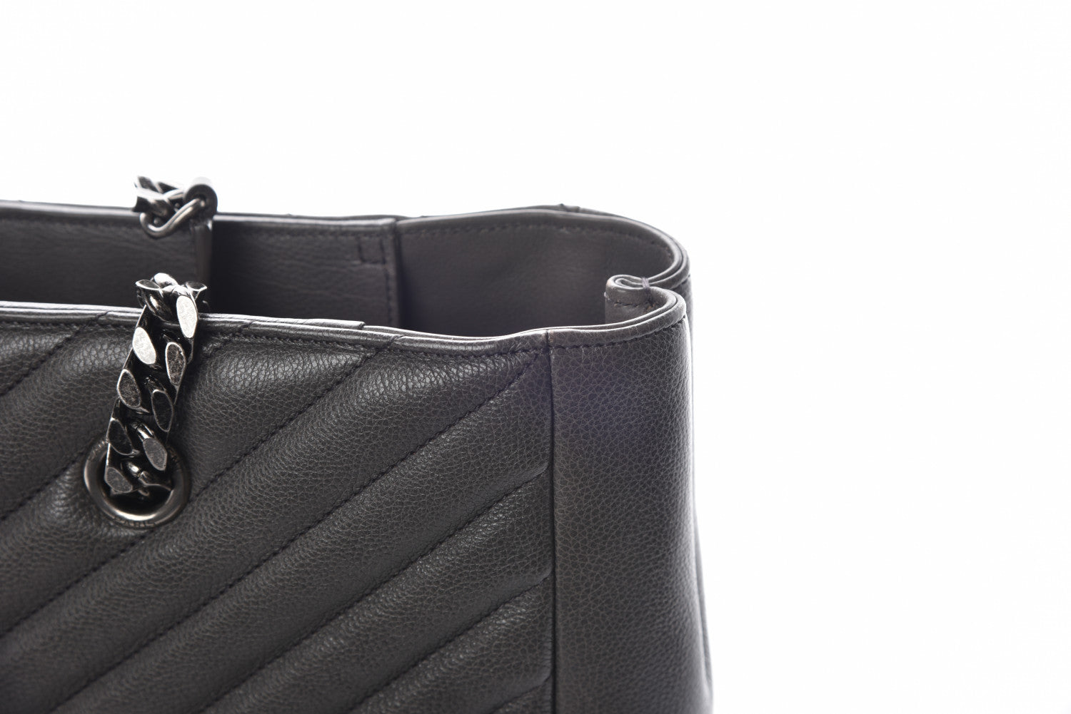 Saint Laurent Sheepskin Matelasse Chevron Large Monogram Shopping Bag Light Coal 17 of 22