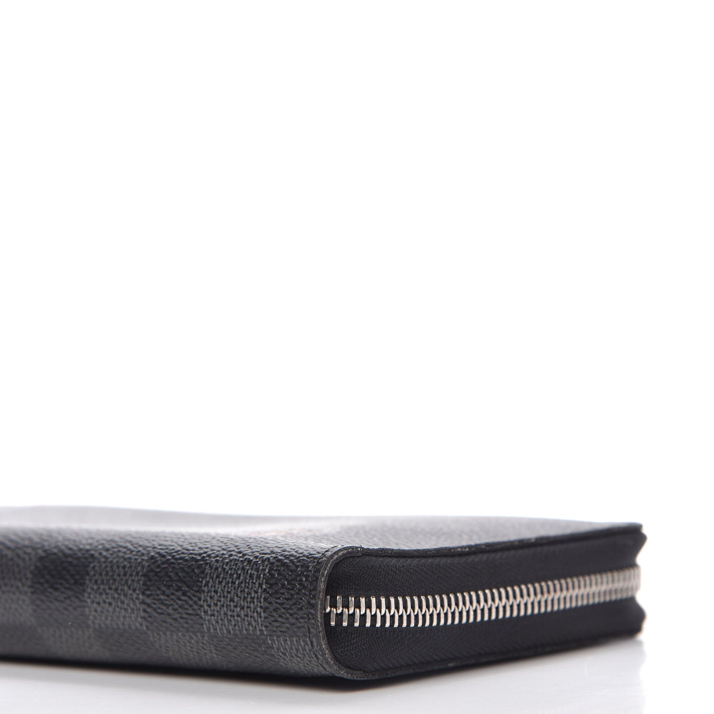 Damier Graphite Illustre Zippy Organizer Wallet