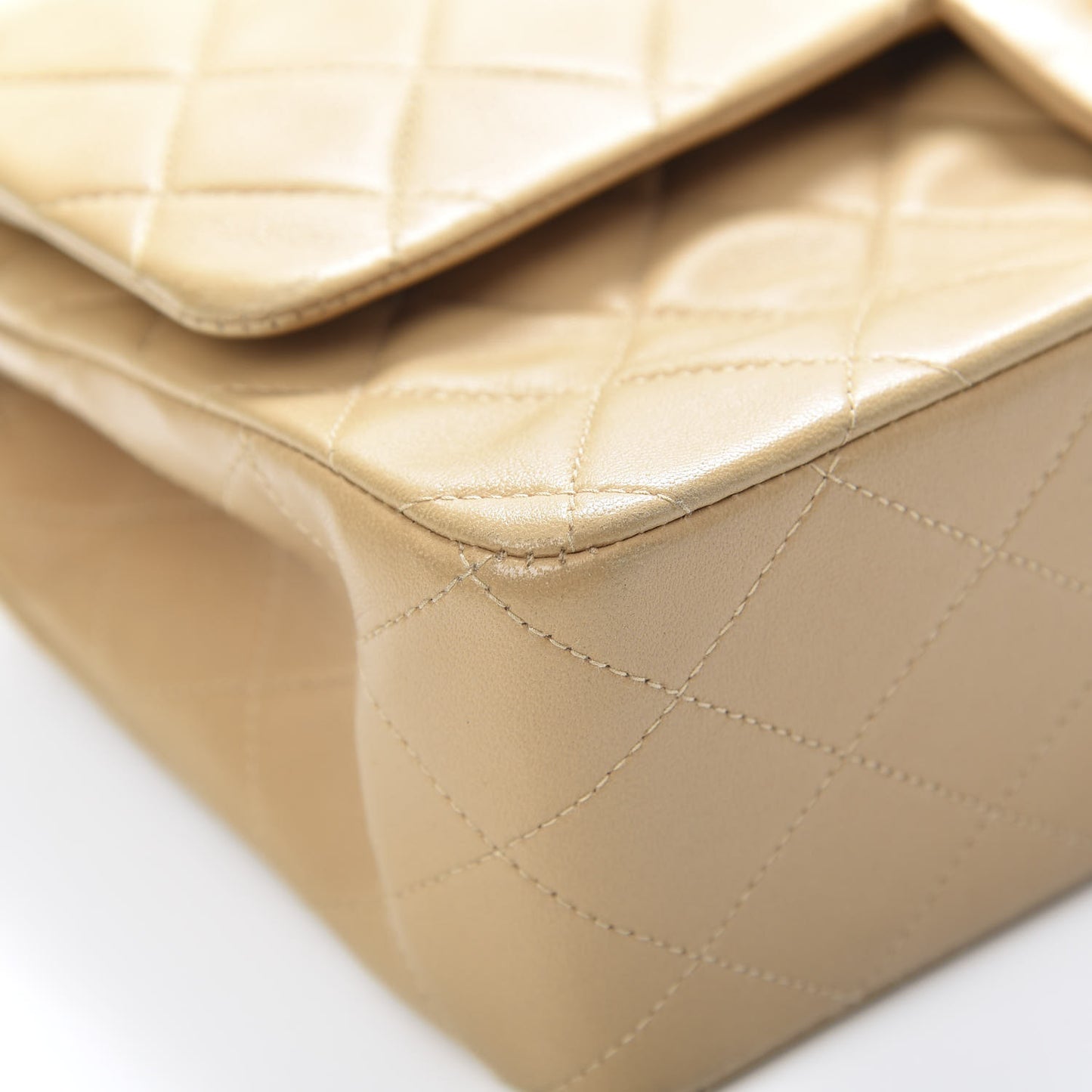 Lambskin Quilted Medium Double Flap Beige